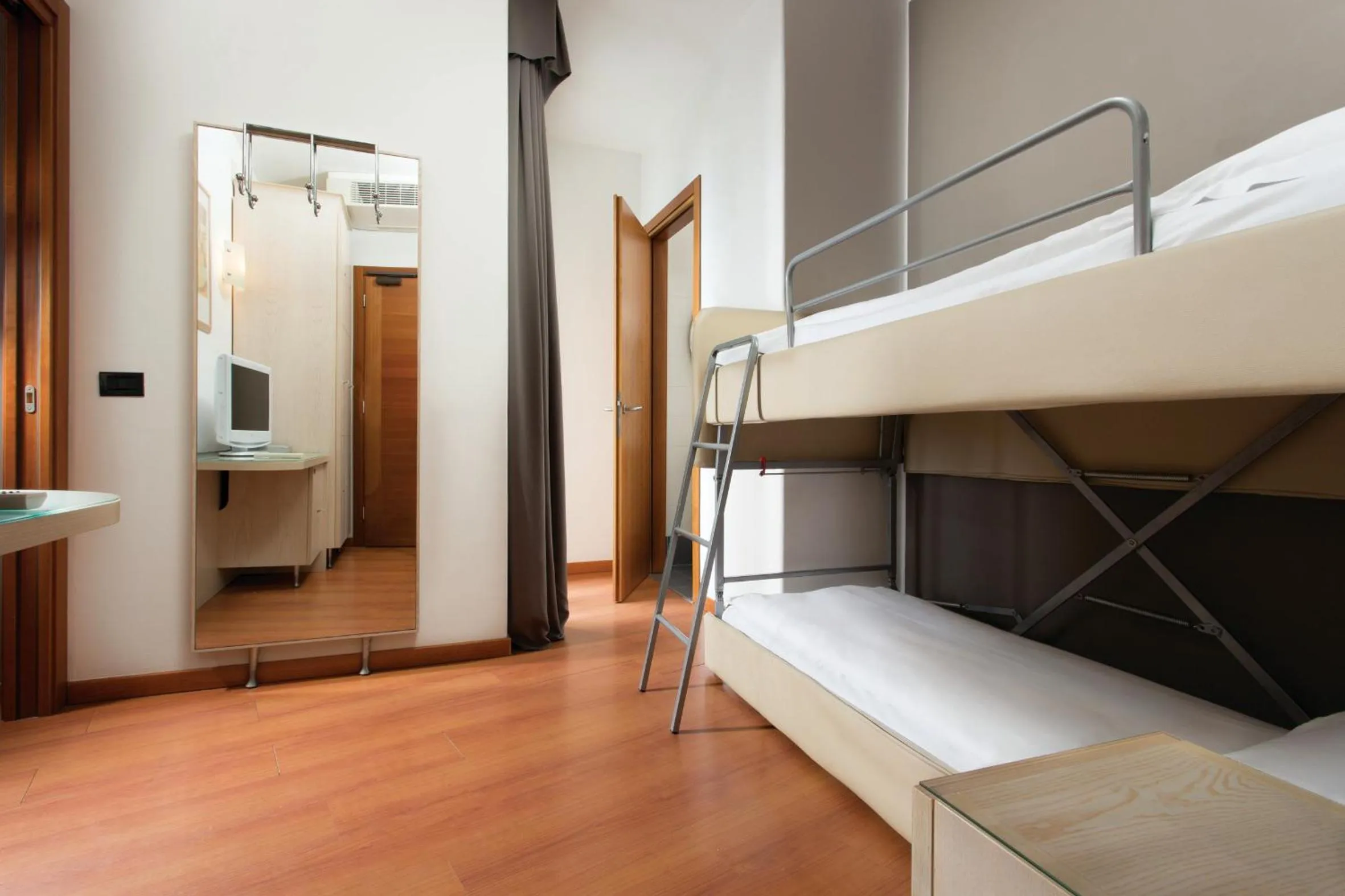 Bedroom in Victoria Frontemare Beach & Spa Hotel Jesolo