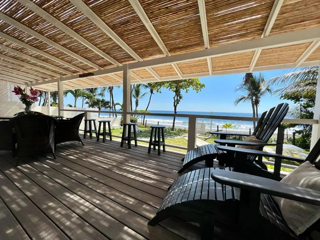 Balcony/Terrace in The Backyard Beach House