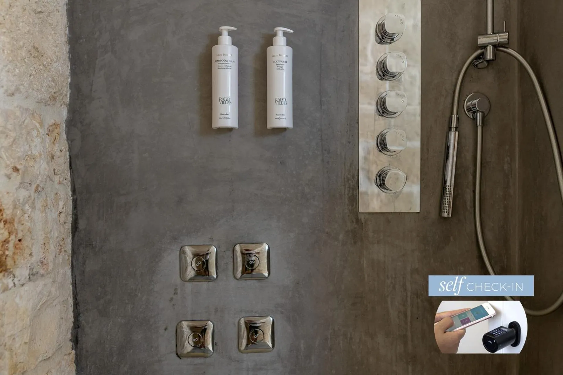 Shower in Vico Bianco Raro Smart Rooms Collection