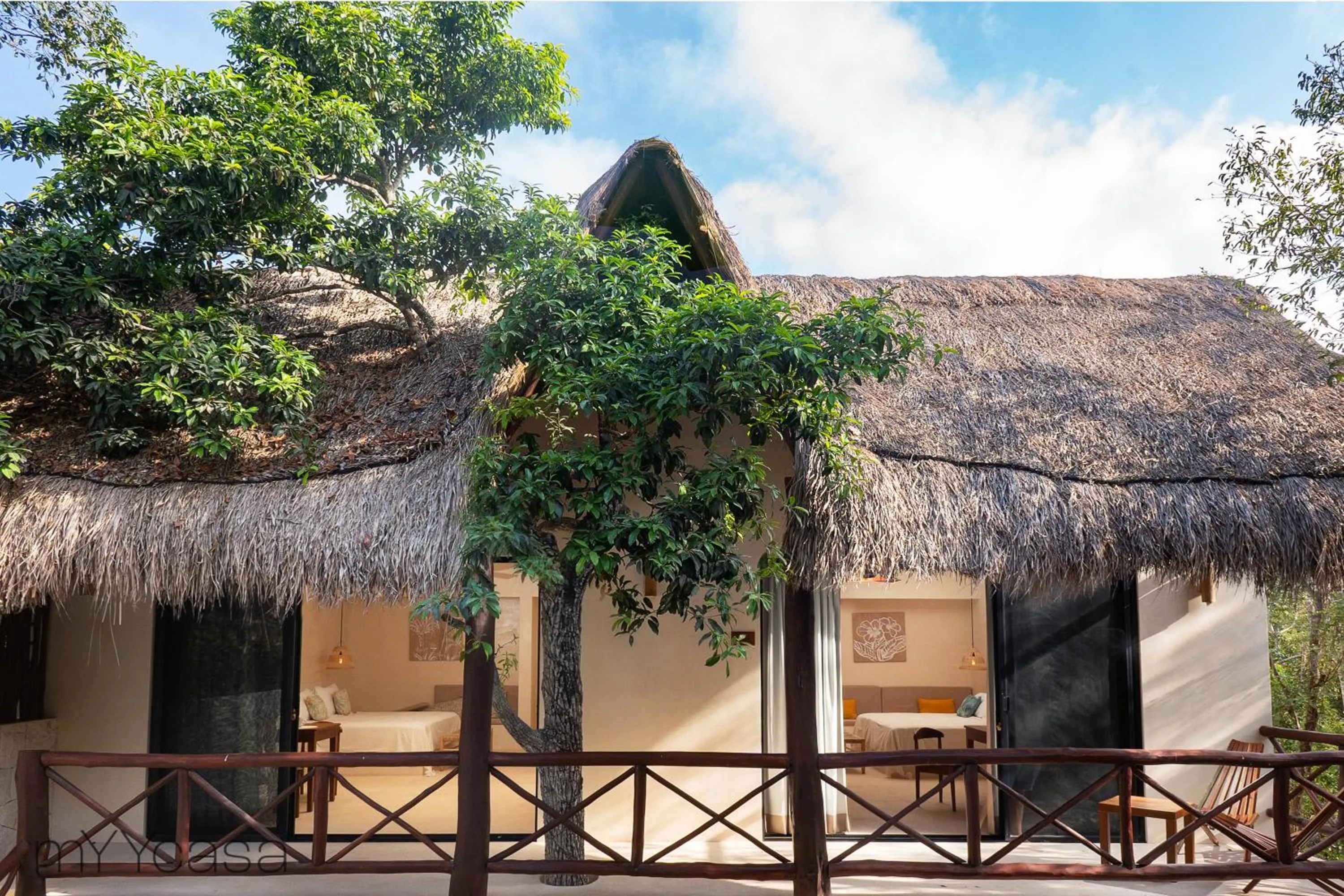 Property building in Casa Yaakun