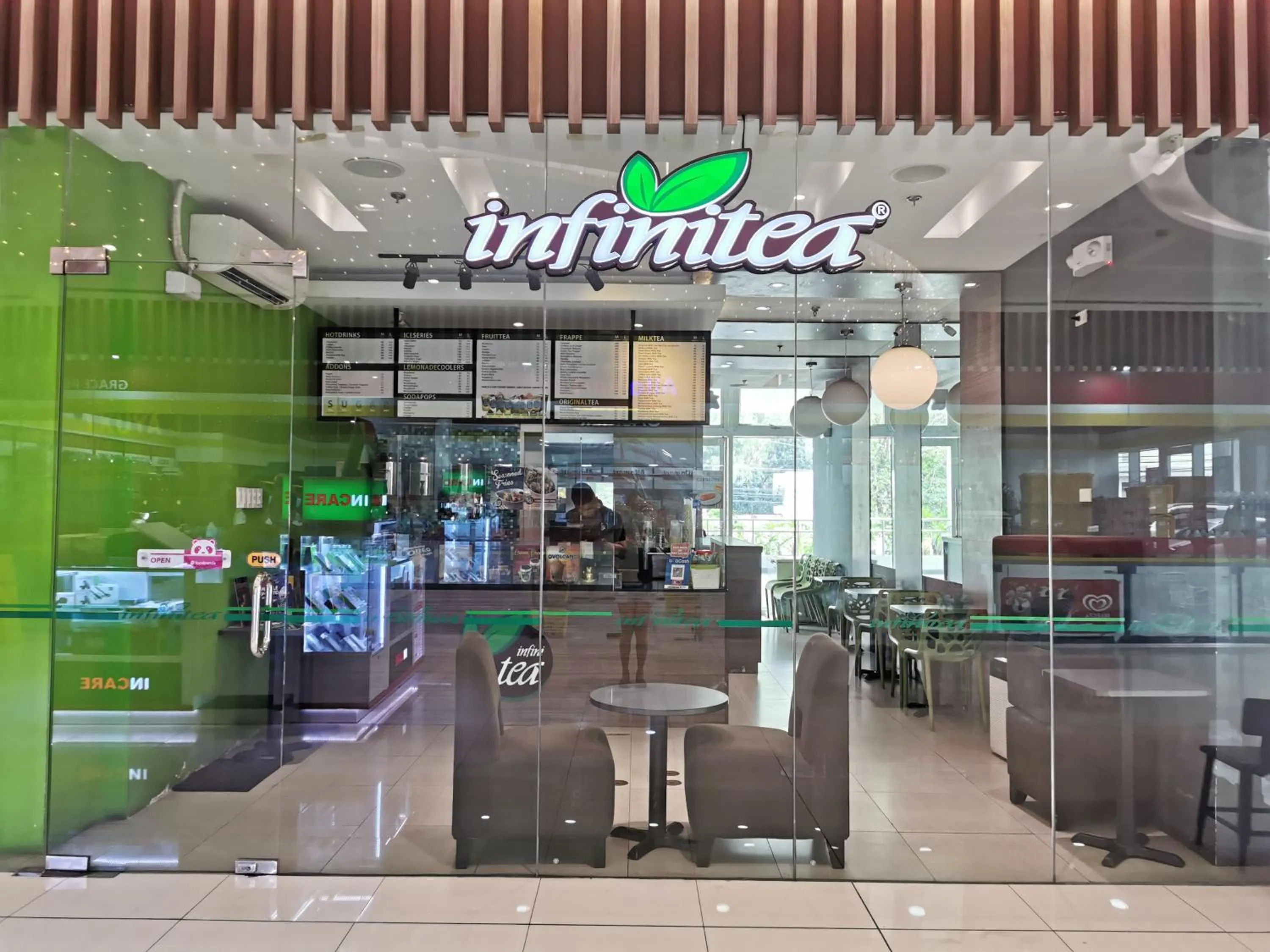 Restaurant/places to eat in Apad@graceresidences nr BGC