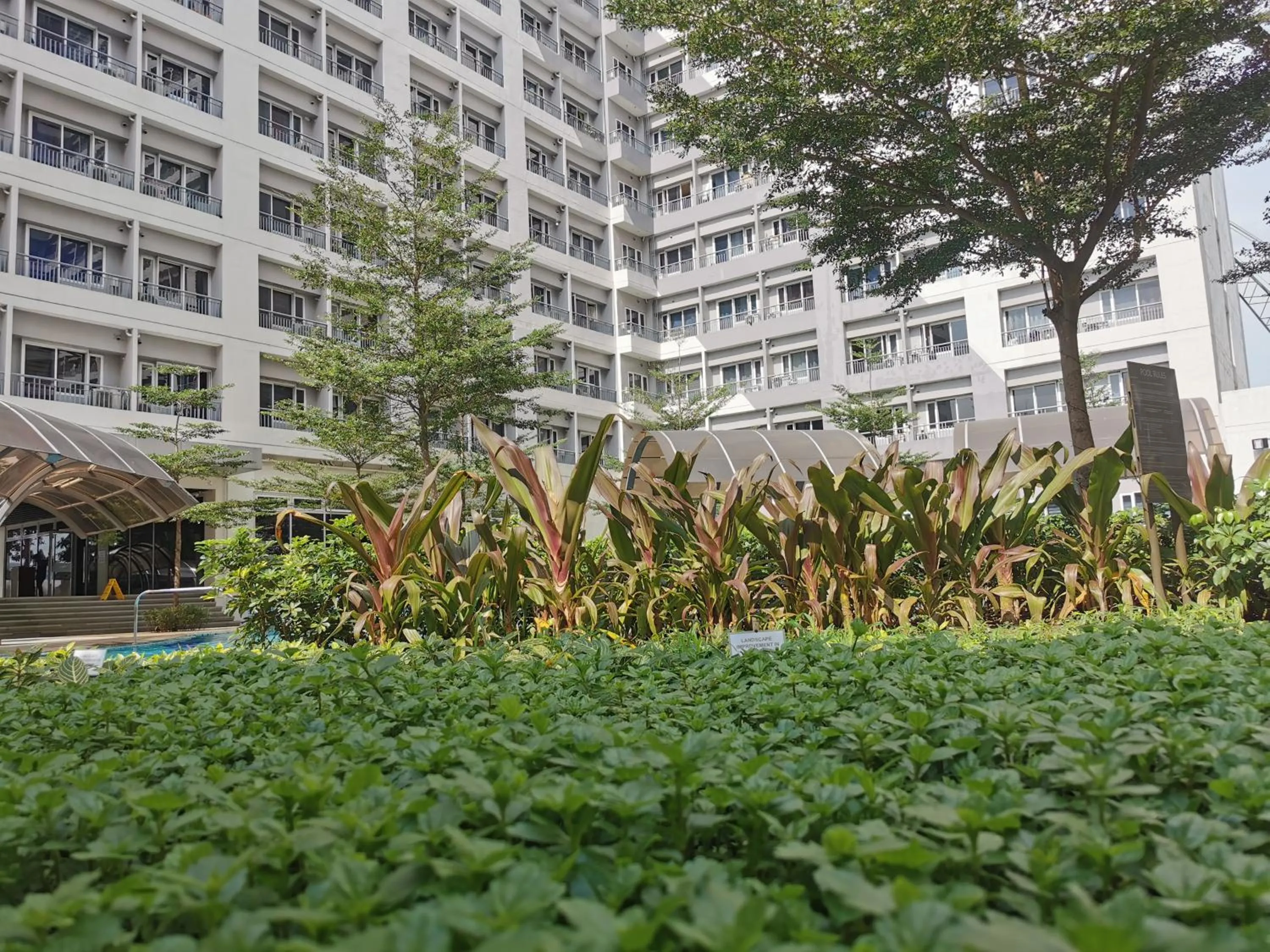 Property building in Apad@graceresidences nr BGC