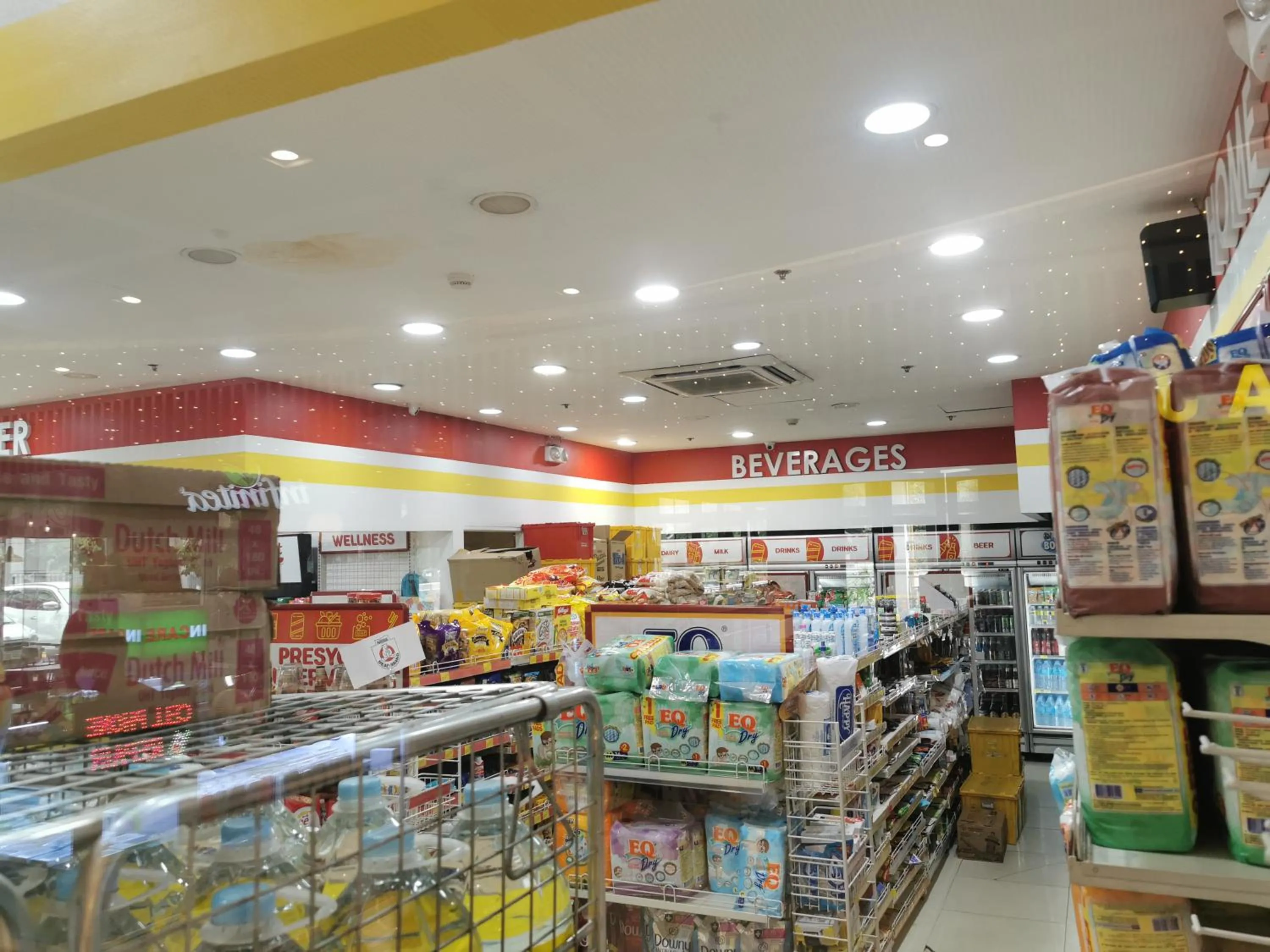 Supermarket/grocery shop in Apad@graceresidences nr BGC