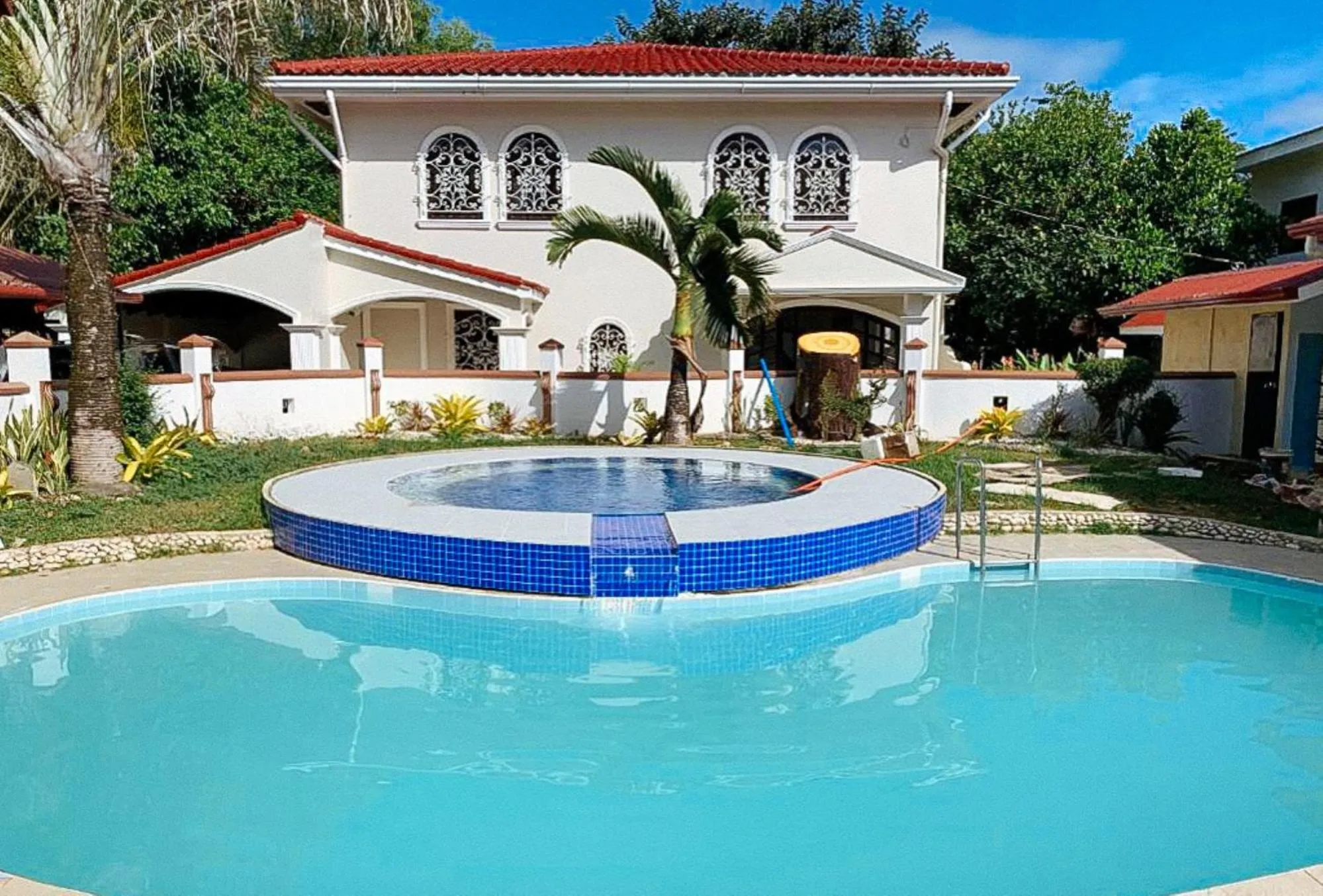 Swimming pool in RedDoorz at Carlton-Martin Hotel Masbate City