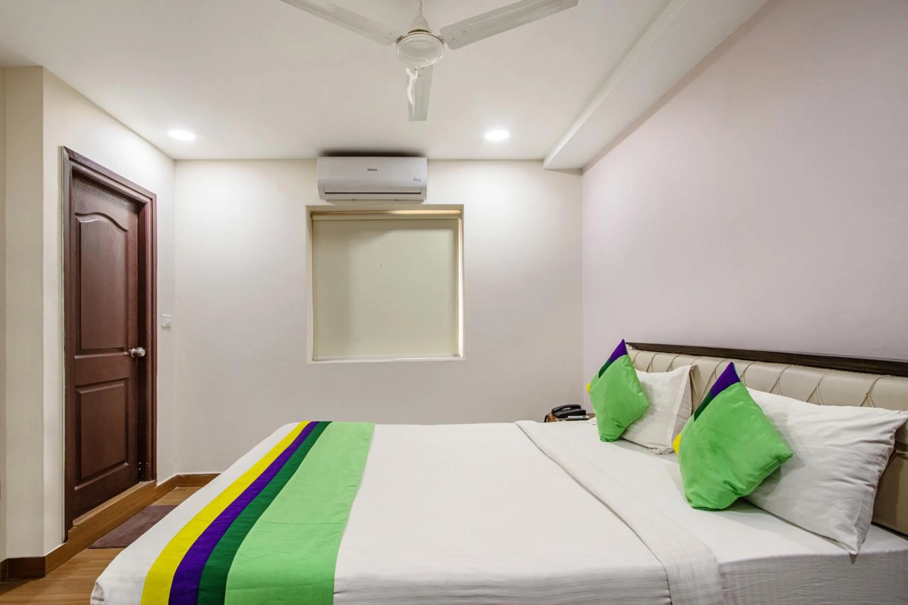 Bedroom in Treebo Purple Square