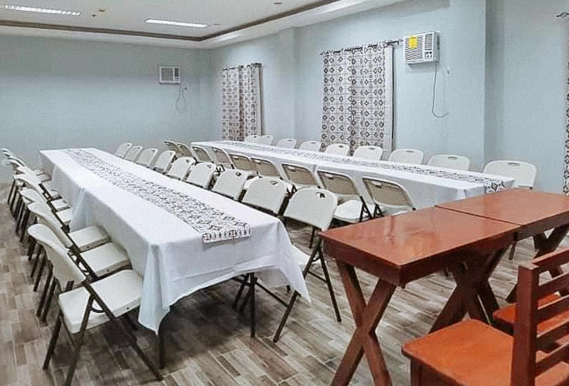 Area and facilities in RedDoorz at Gracia's Calzada Inn Camiguin