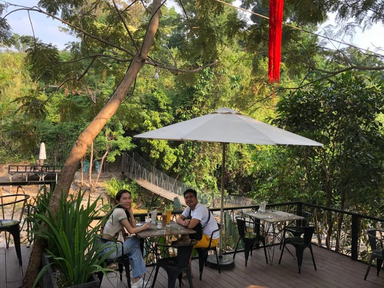 Restaurant/places to eat in Green Valley Veal Pouch