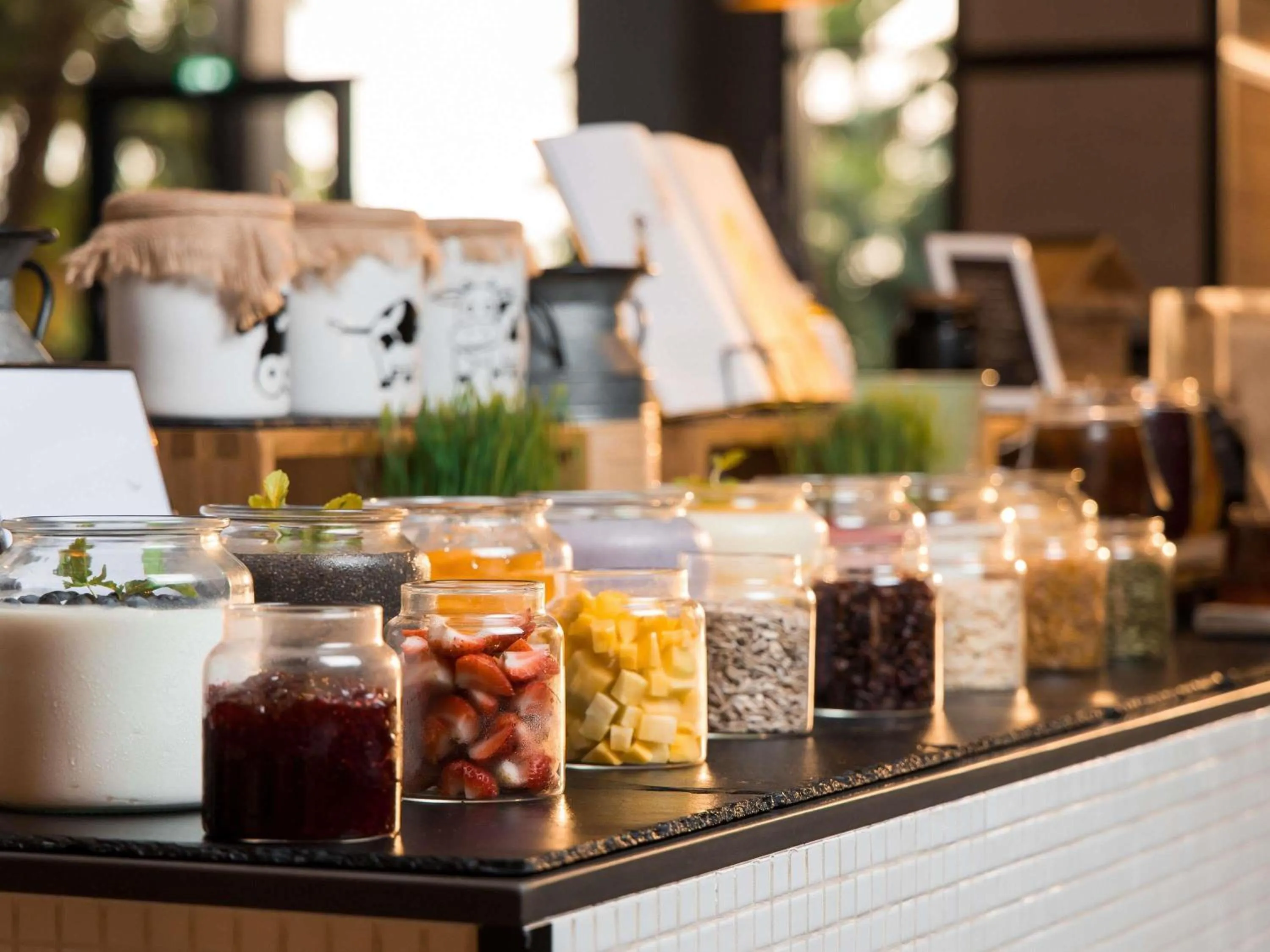 Breakfast in Mövenpick Resort Al Marjan Island