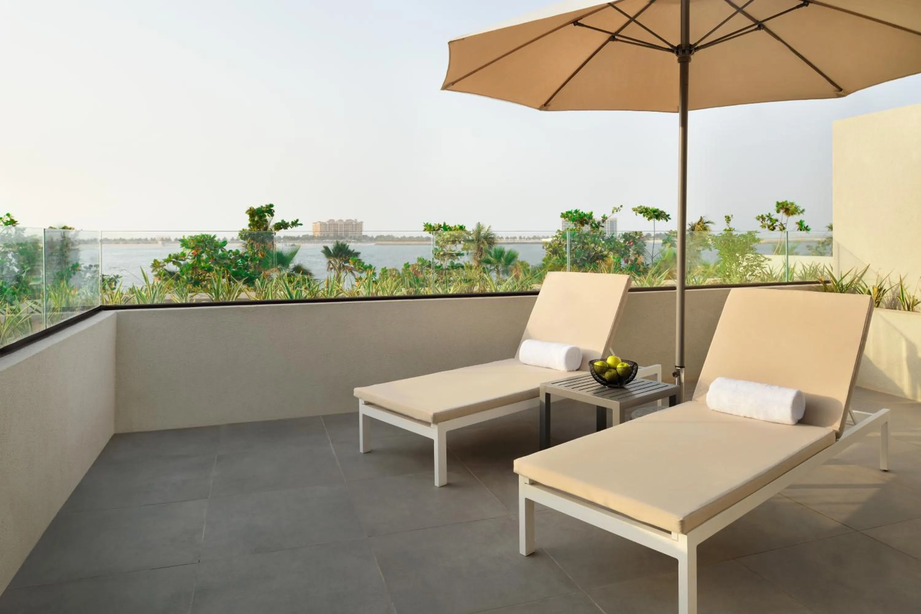 Balcony/Terrace in Mövenpick Resort Al Marjan Island