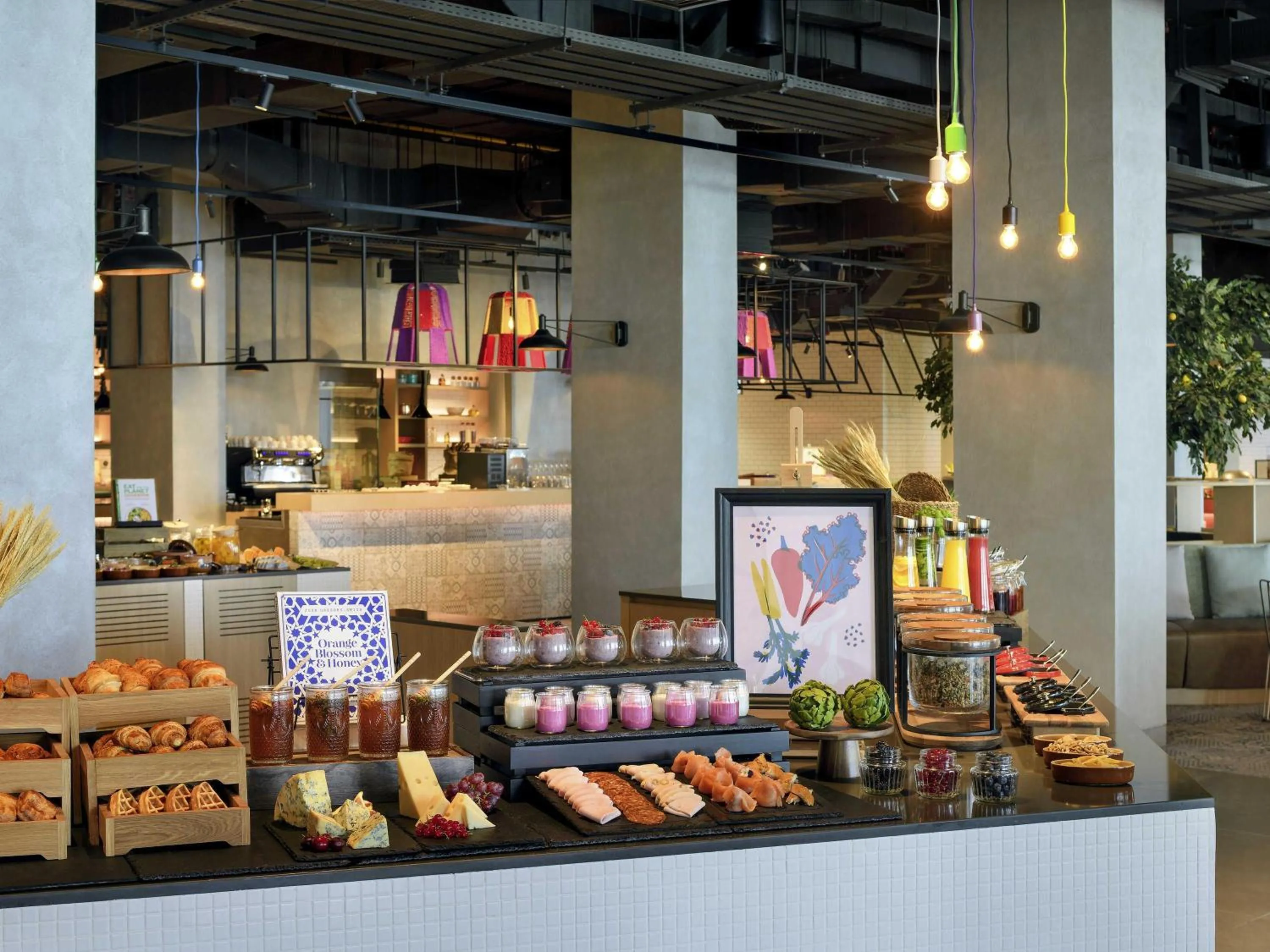 Breakfast in Mövenpick Resort Al Marjan Island