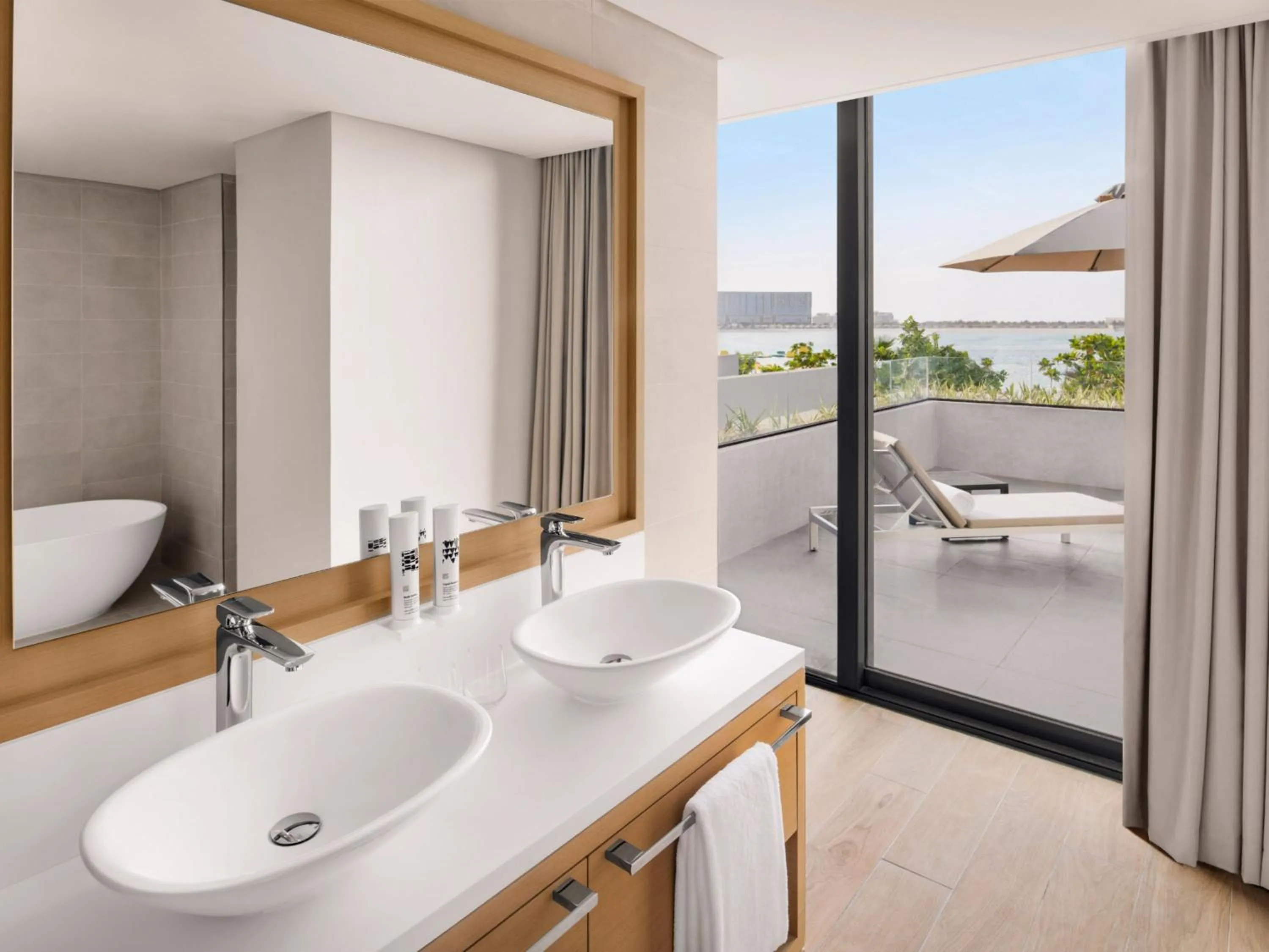 Bathroom in Mövenpick Resort Al Marjan Island