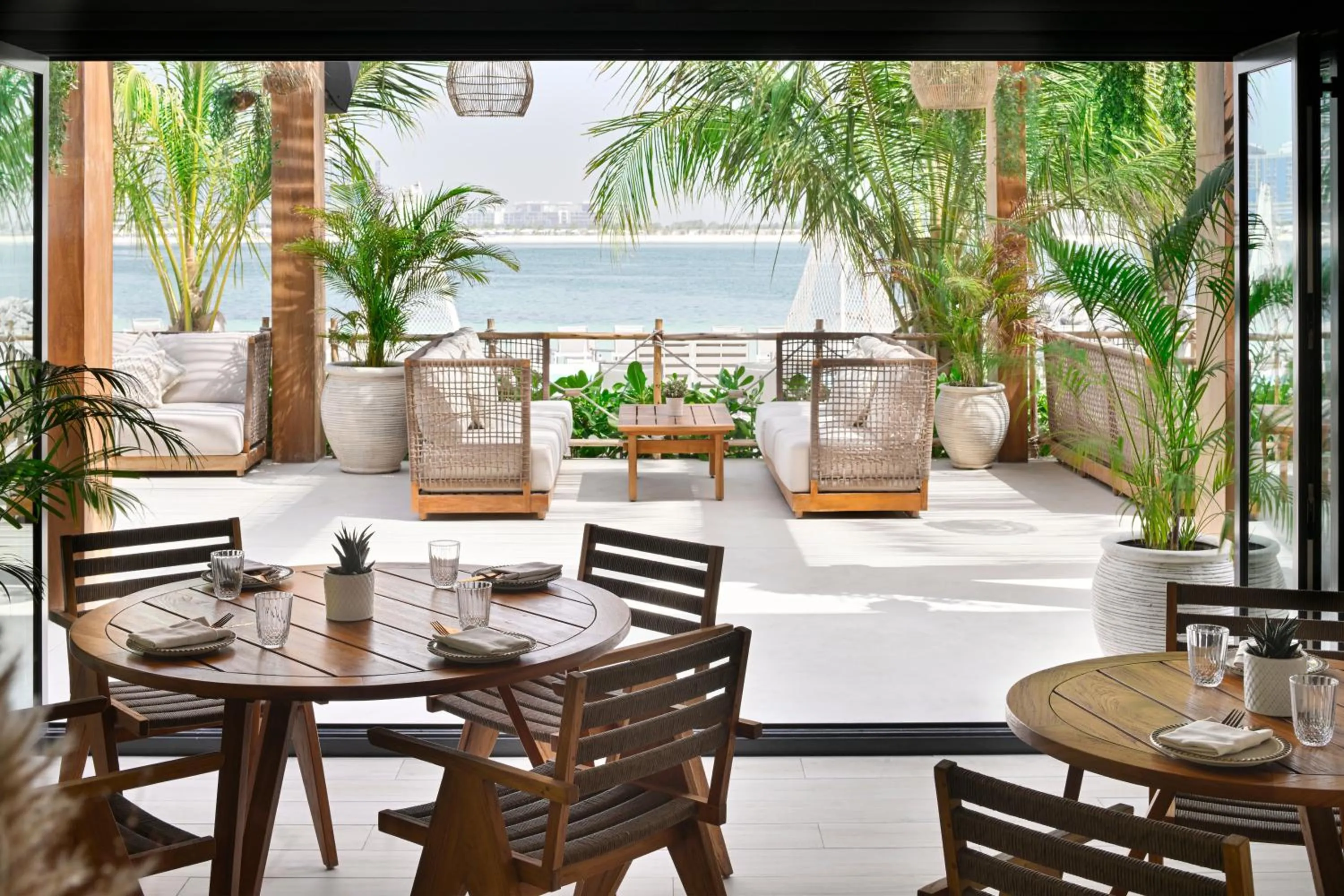Restaurant/places to eat in Mövenpick Resort Al Marjan Island