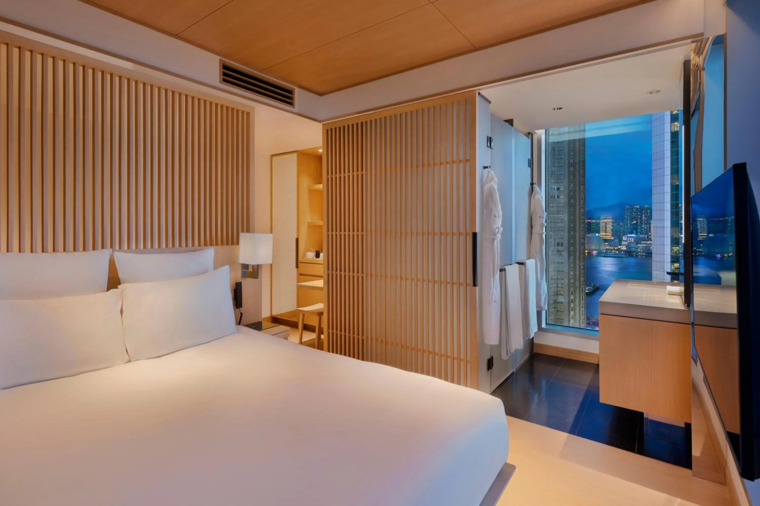 View (from property/room), Bed in AKI Hotel Hong Kong - MGallery Collection