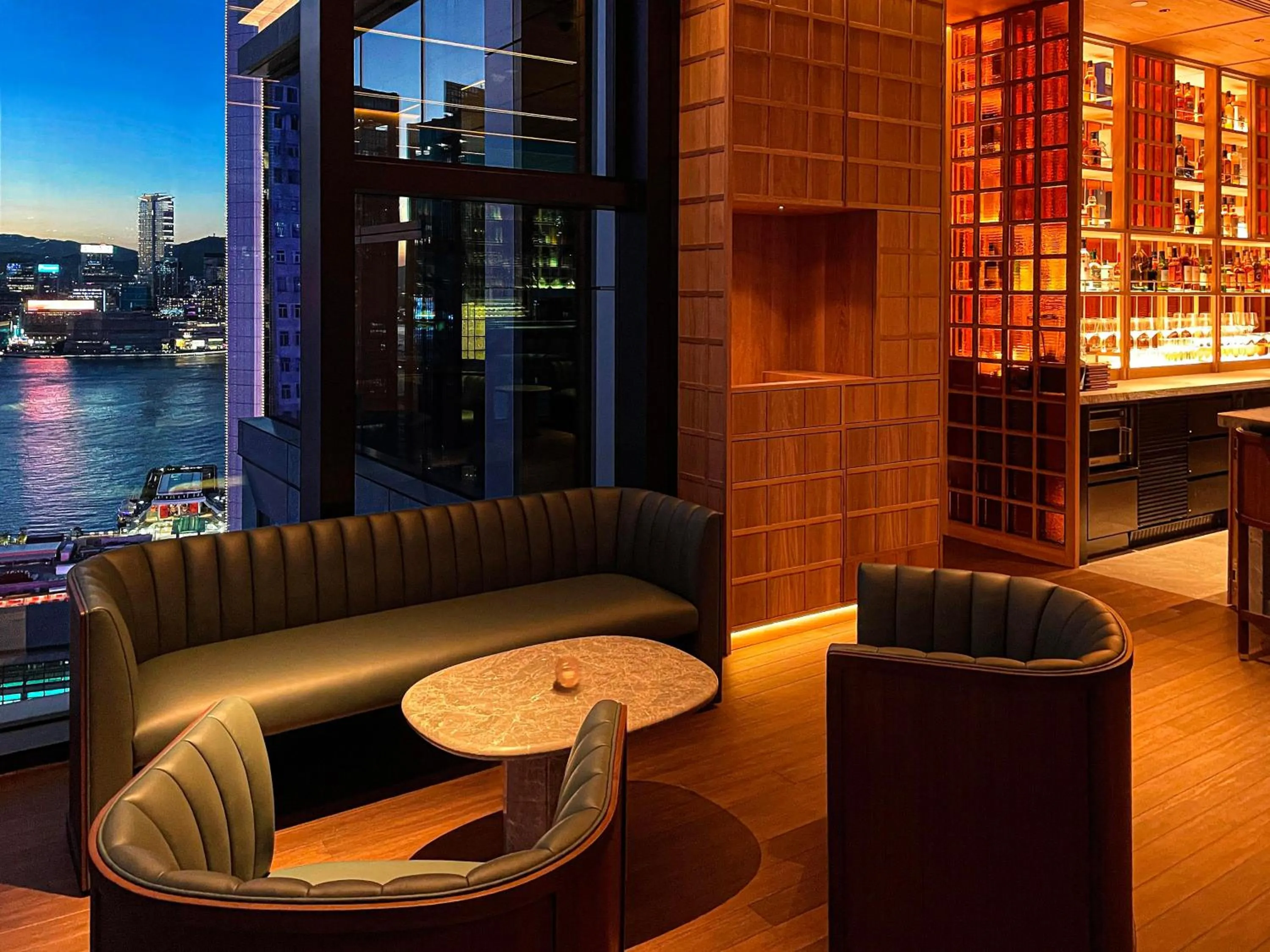 Lounge or bar in AKI Hotel Hong Kong - MGallery Collection