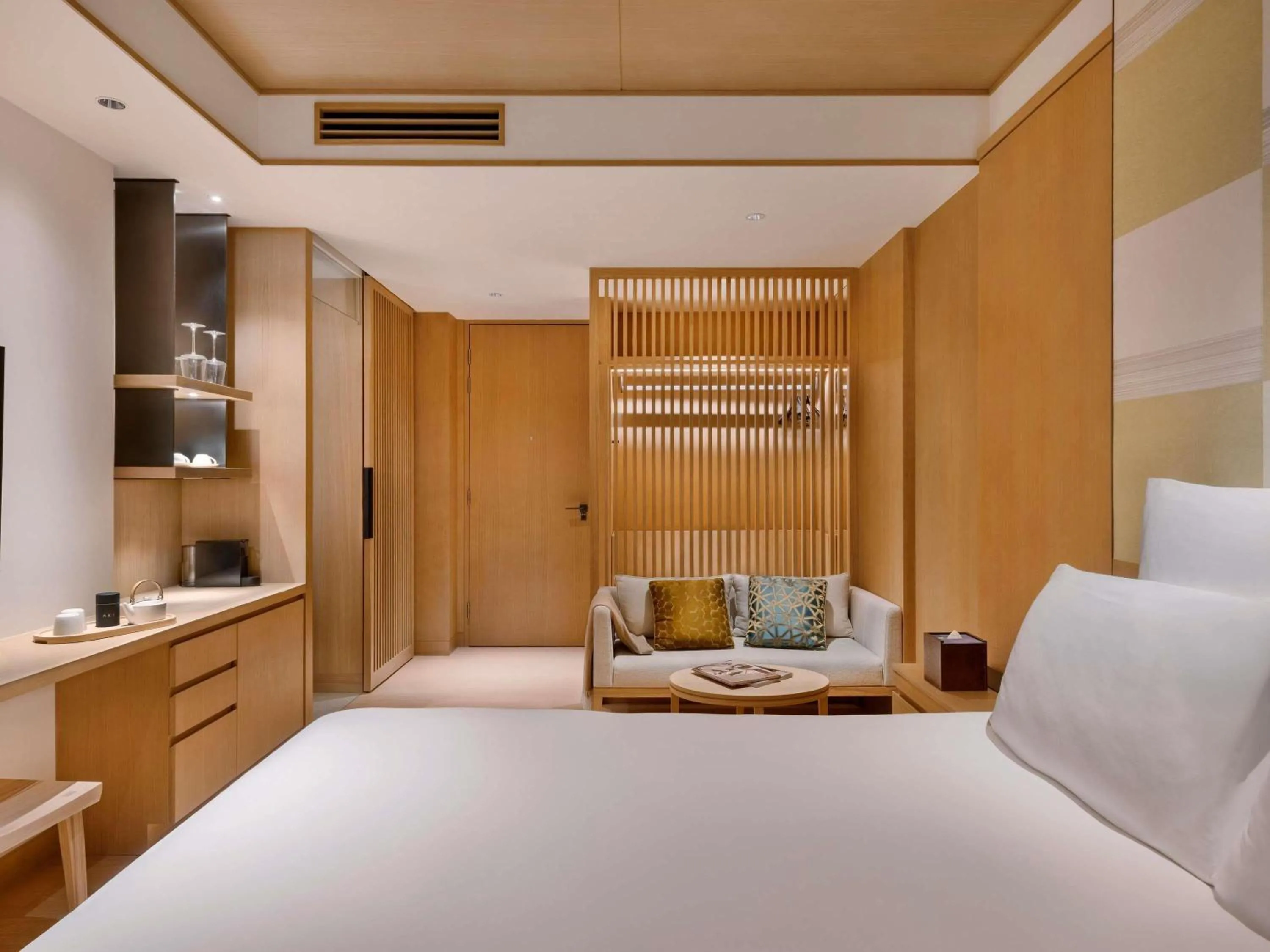 Bedroom, Bed in AKI Hotel Hong Kong - MGallery Collection