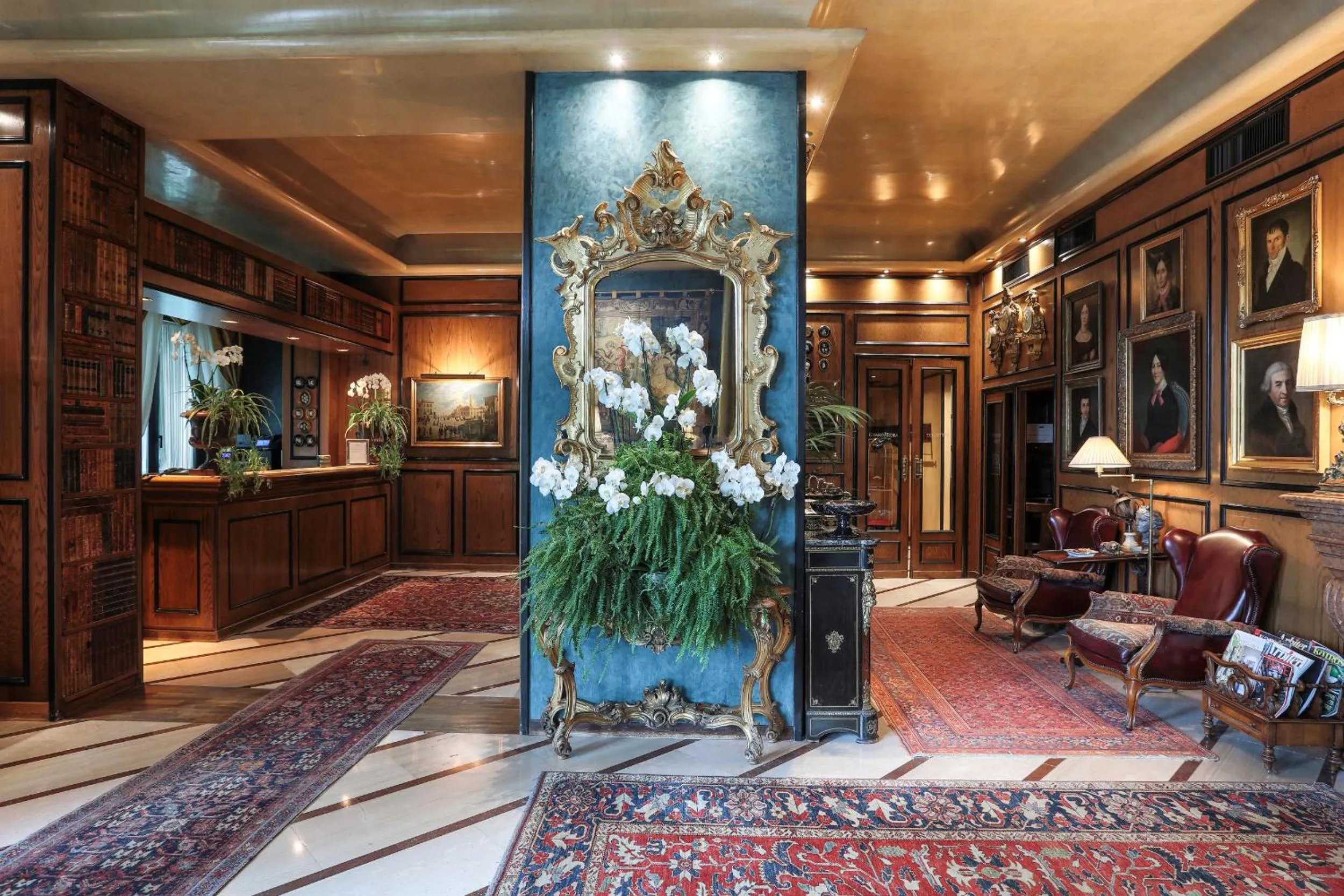 Lobby or reception in Hotel de la Ville Monza - Small Luxury Hotels of the World