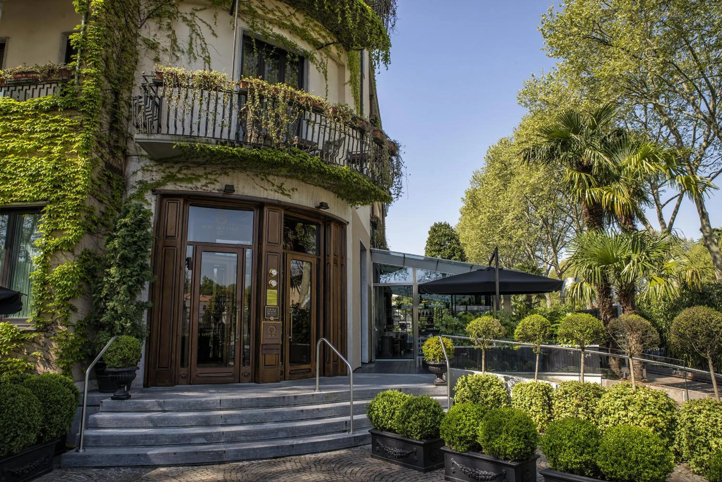 Facade/entrance in Hotel de la Ville Monza - Small Luxury Hotels of the World