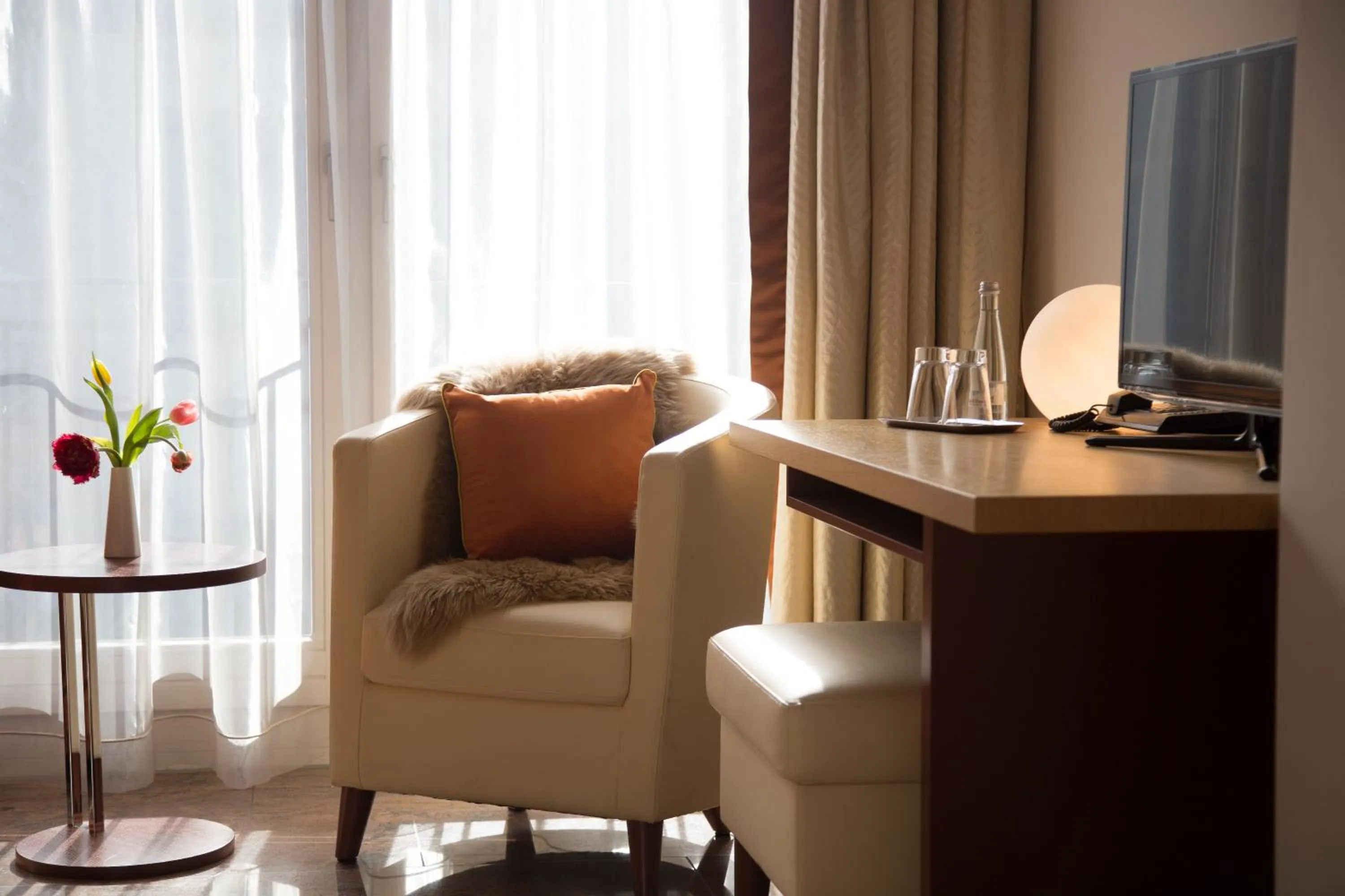 Seating area in Kaiser Kulturhotel