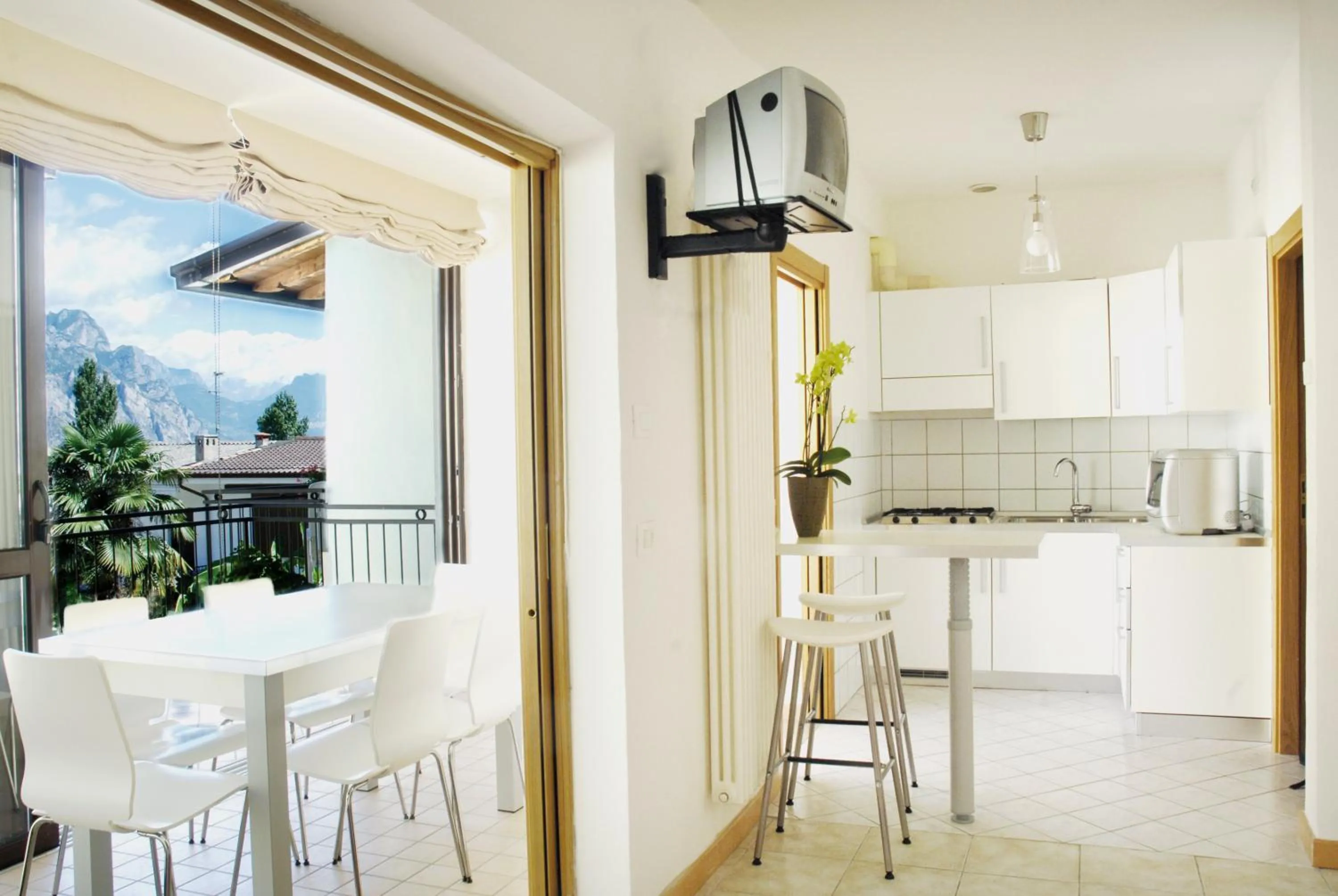 Kitchen or kitchenette in Albergo San Remo