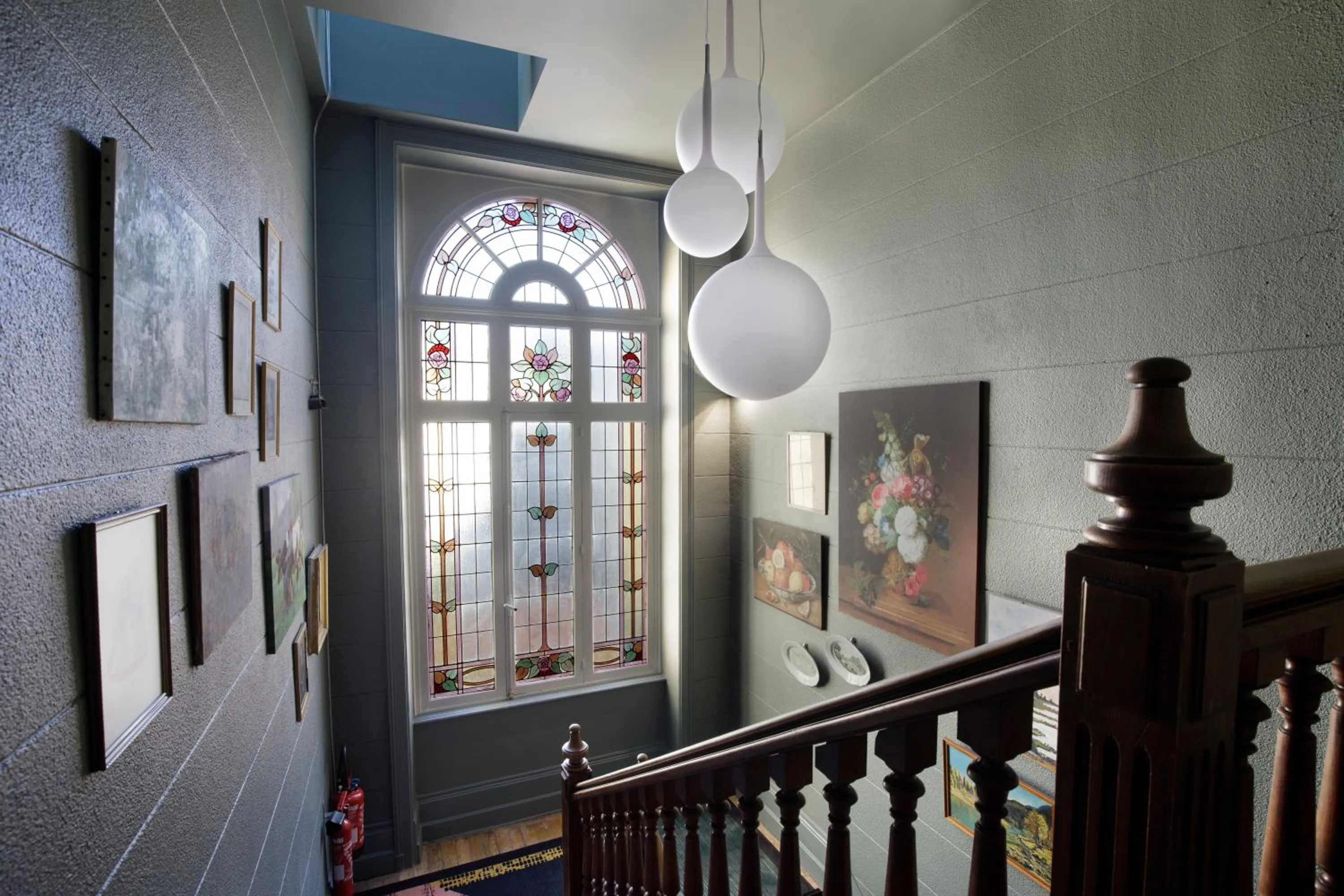 Property building in Hôtel Préfecture - Entrée autonome, réception en ligne - Encore Mieux