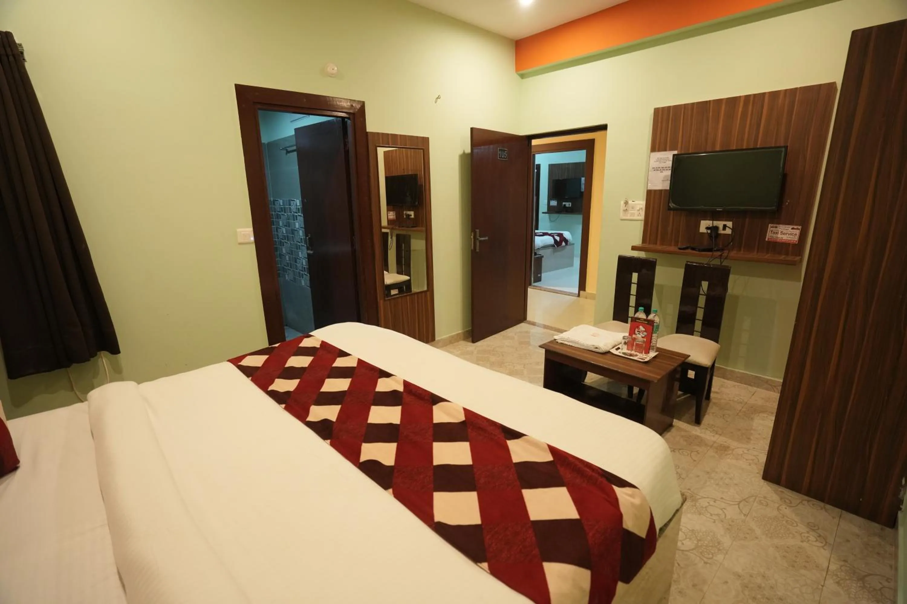 Bathroom, Bed in SJH Venkatesh