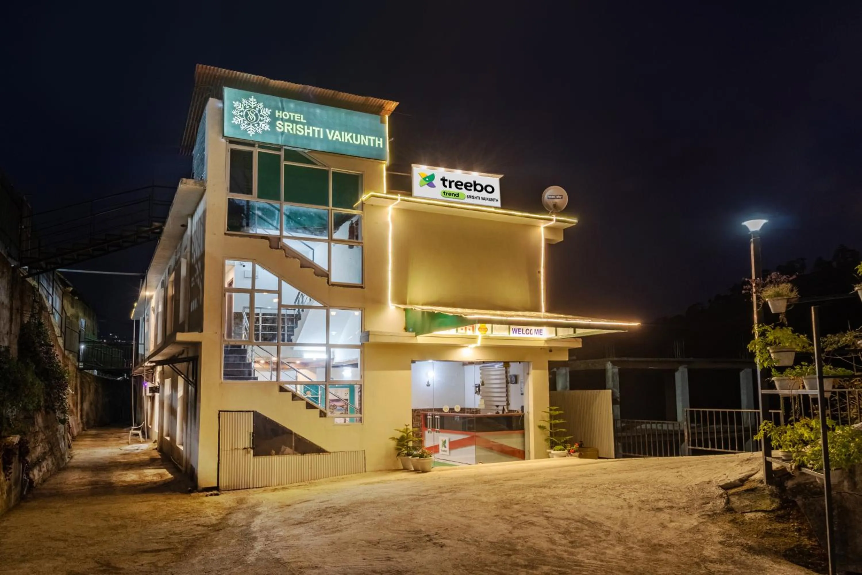 Facade/entrance in Treebo Srishti Vaikunth With Mountain View