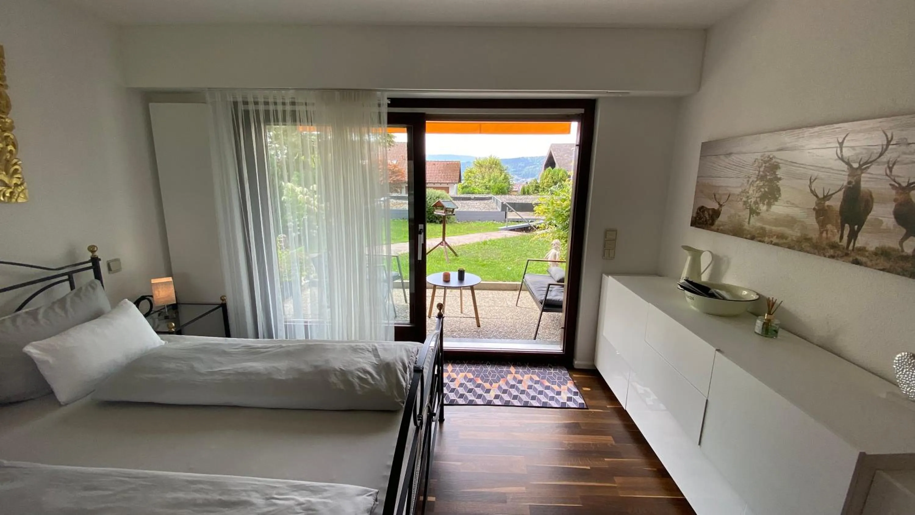 Stilvolle Wohnung in idyllischer Lage