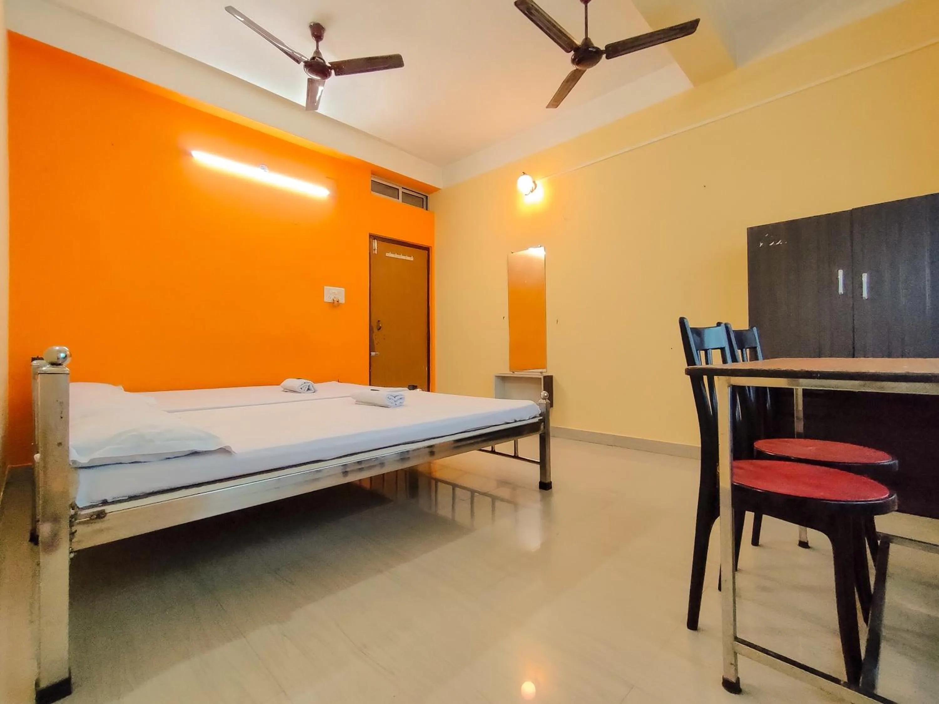 Bathroom, Bed in Ushashee Amidst Nature