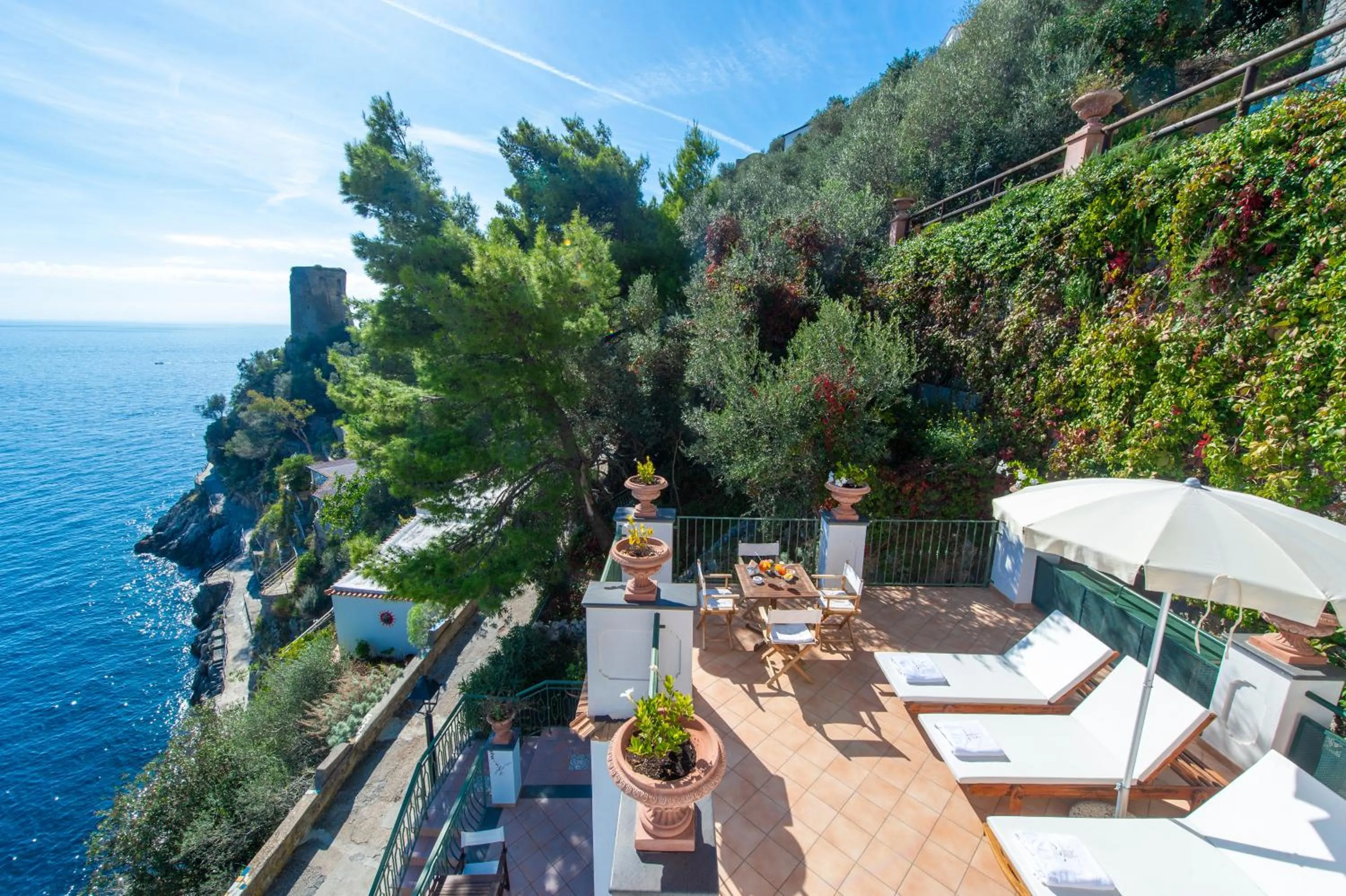 Patio in Hotel Onda Verde