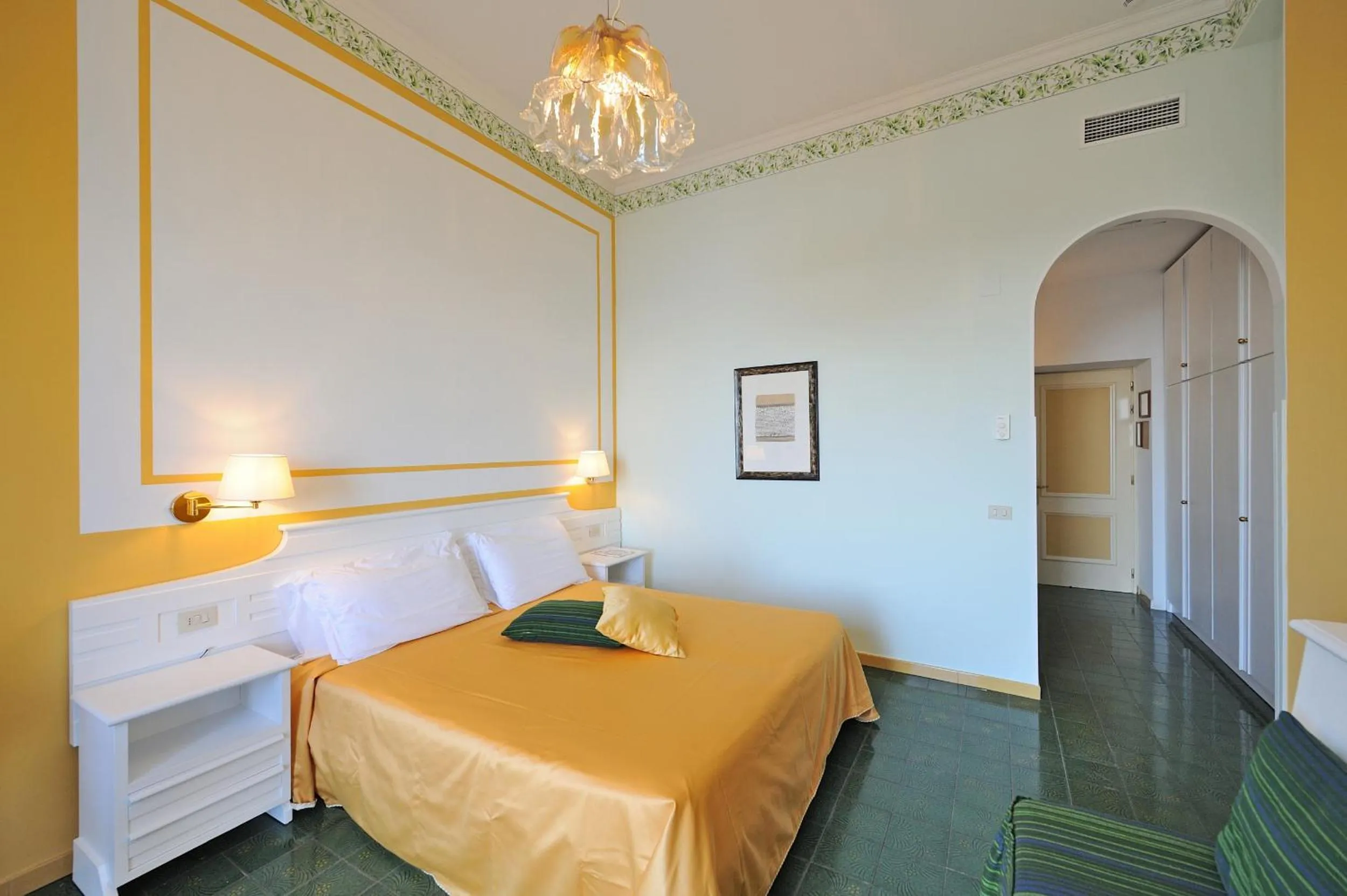 View (from property/room), Bed in Hotel La Bussola