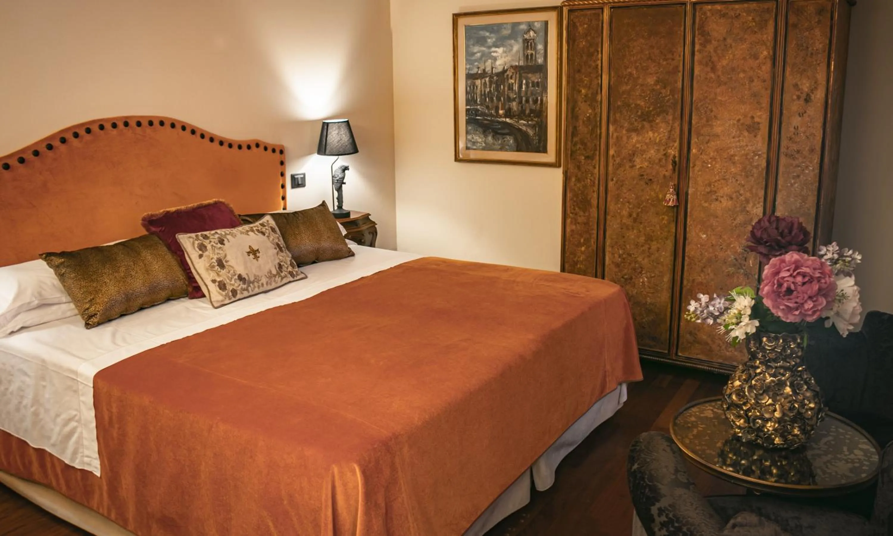 Bed in Hotel La Calcina