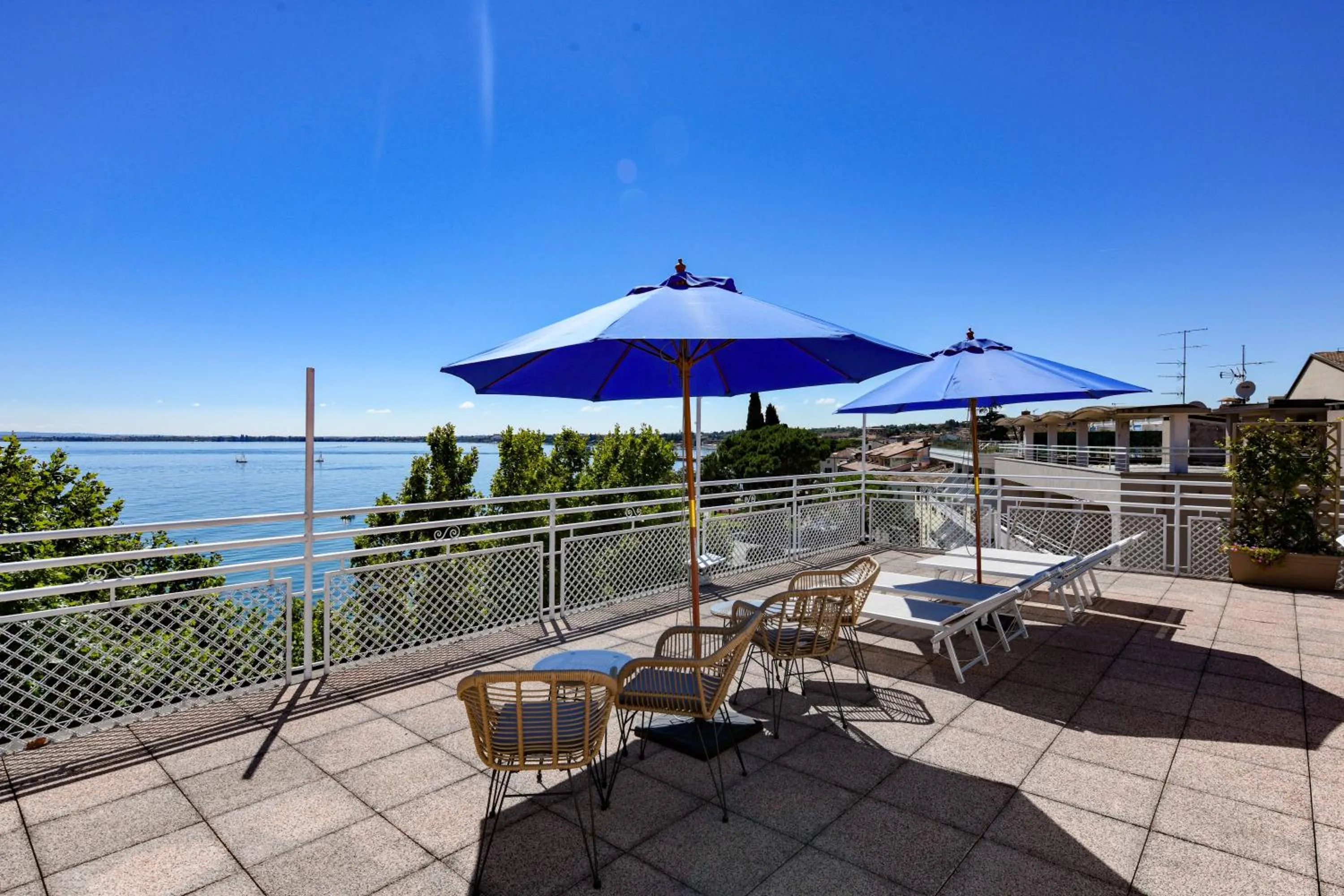 Balcony/Terrace in Hotel Aurora