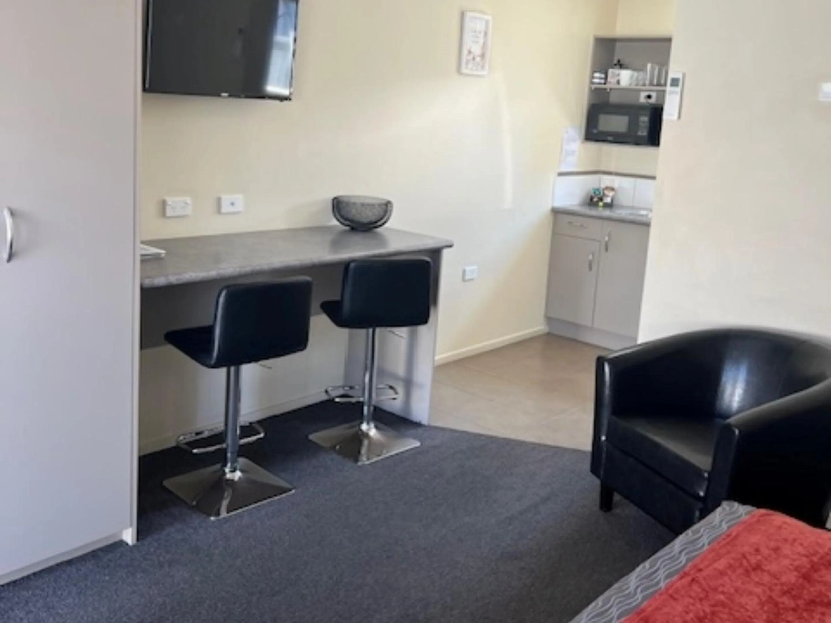 kitchen in Scenicland Motels