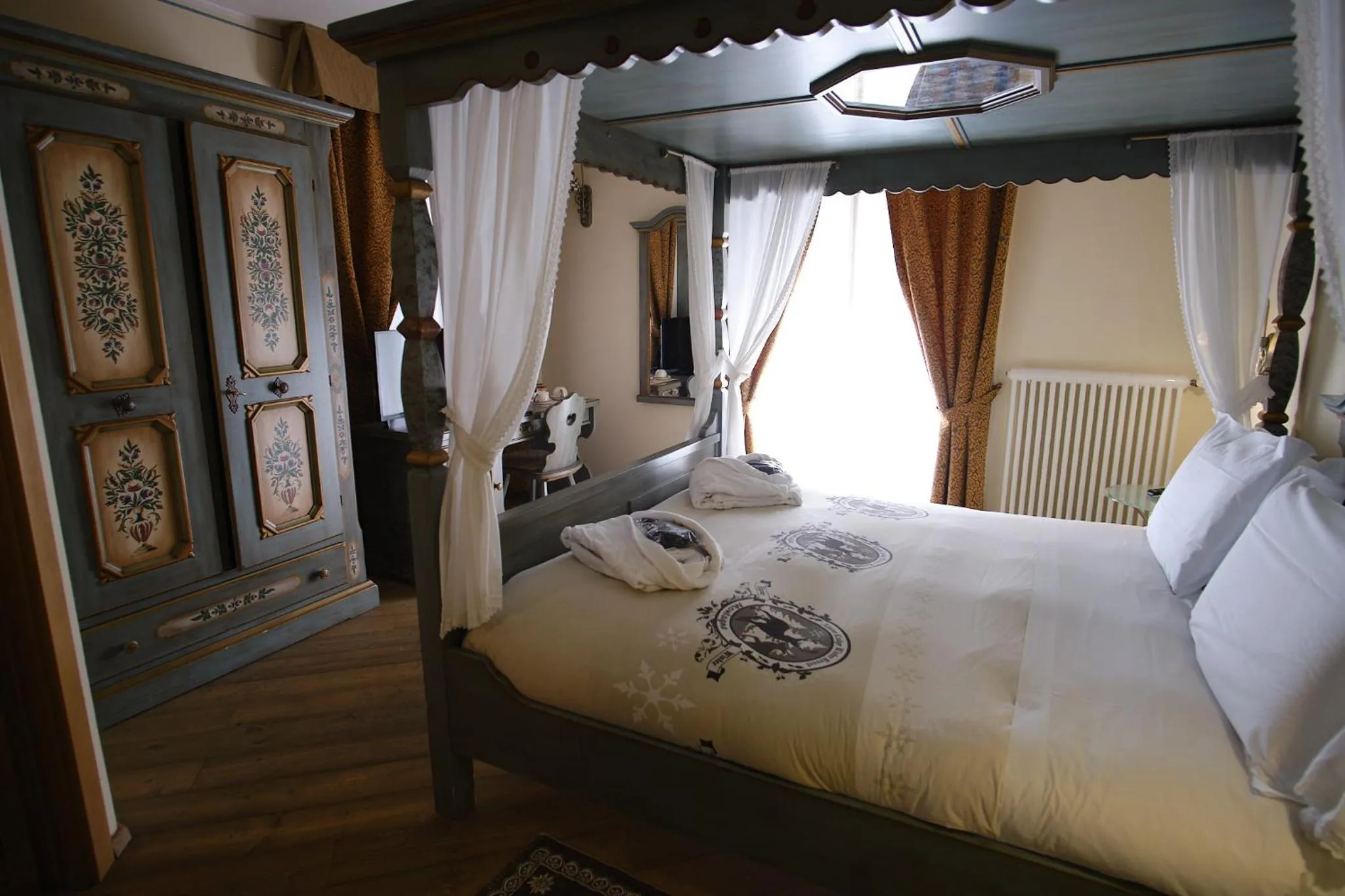 Bed in Hotel Bes & Spa