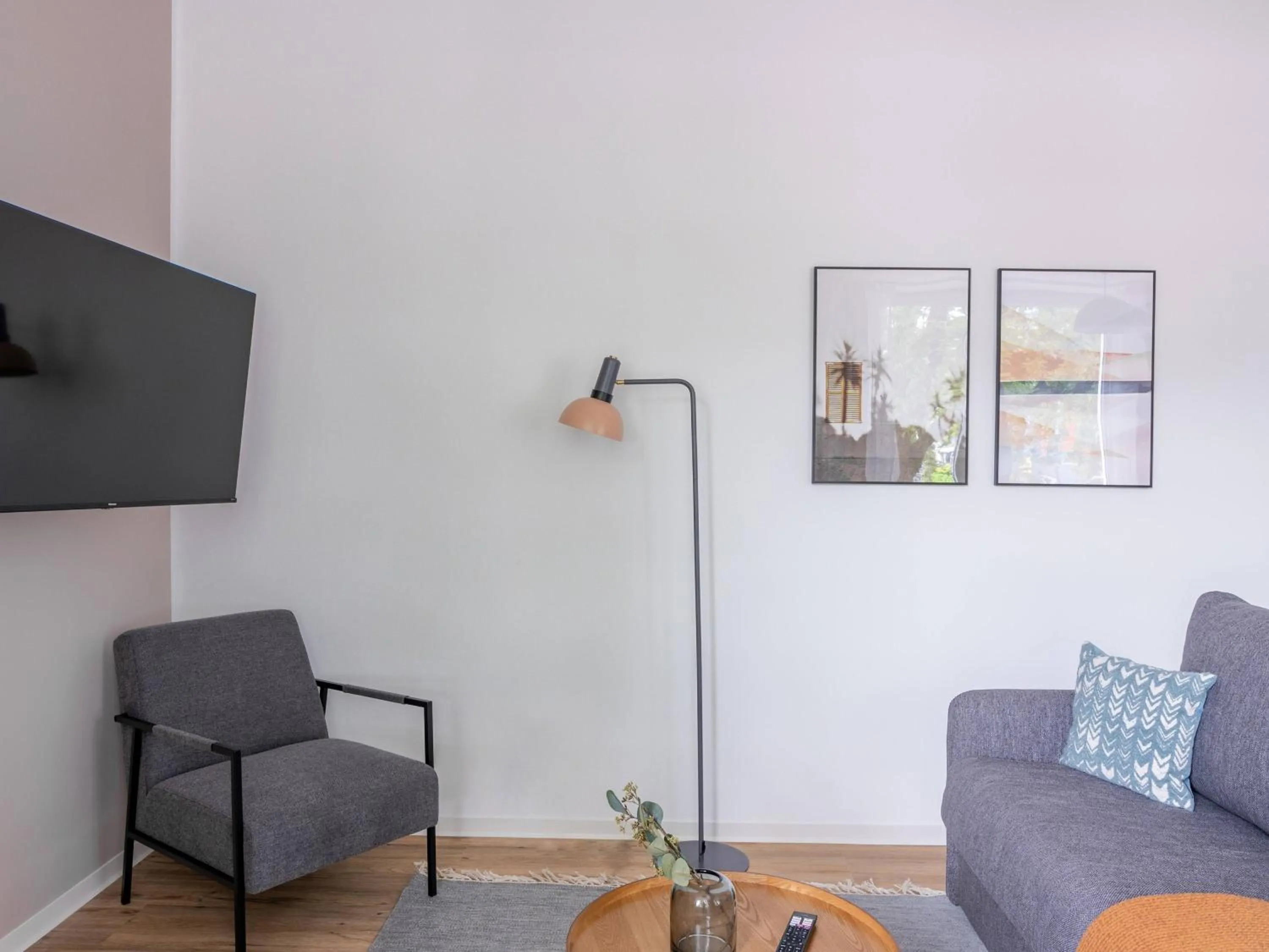 Living room in Limehome Salzgitter A-Schweitzer-Str