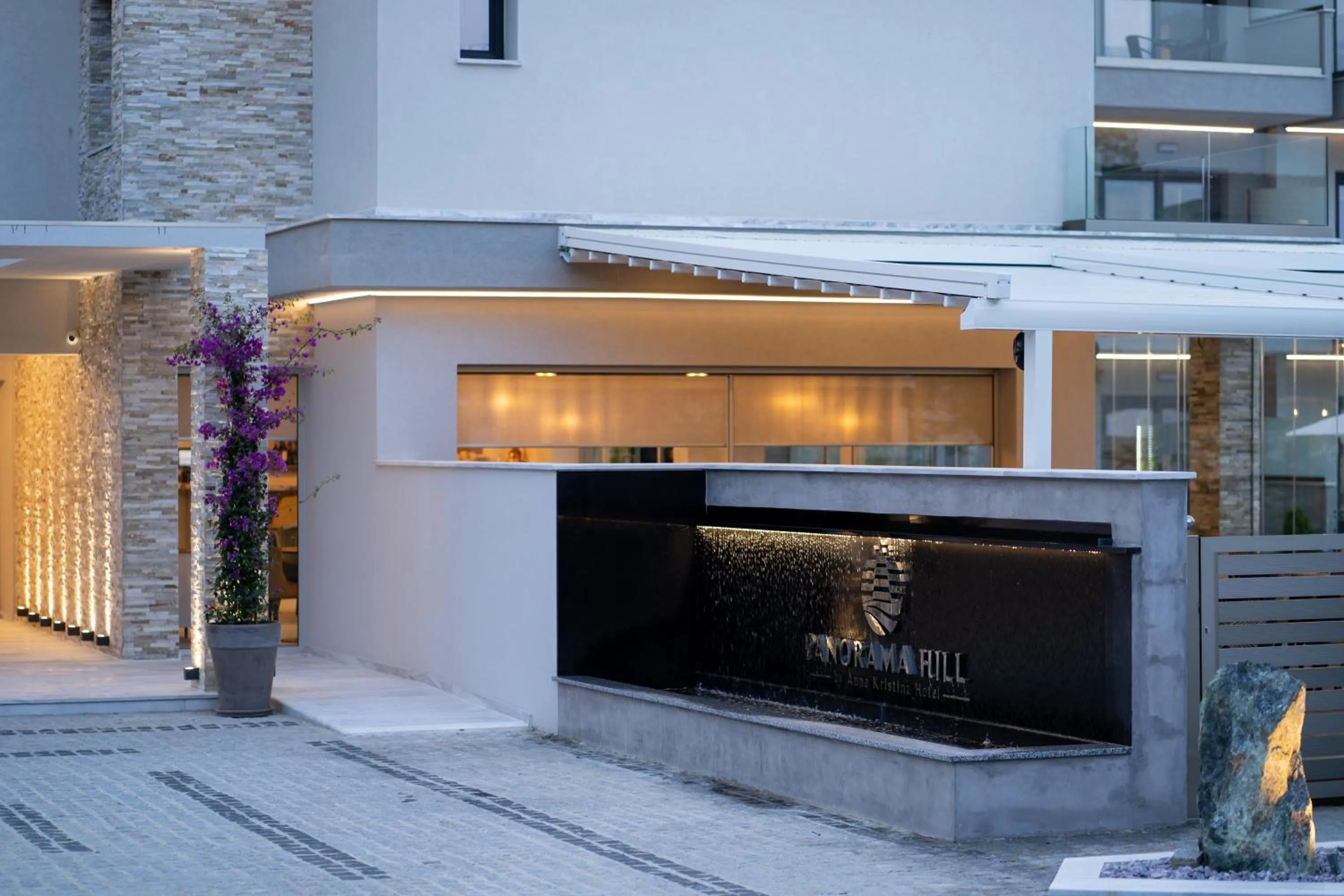 Property building in Panorama Hill Hotel