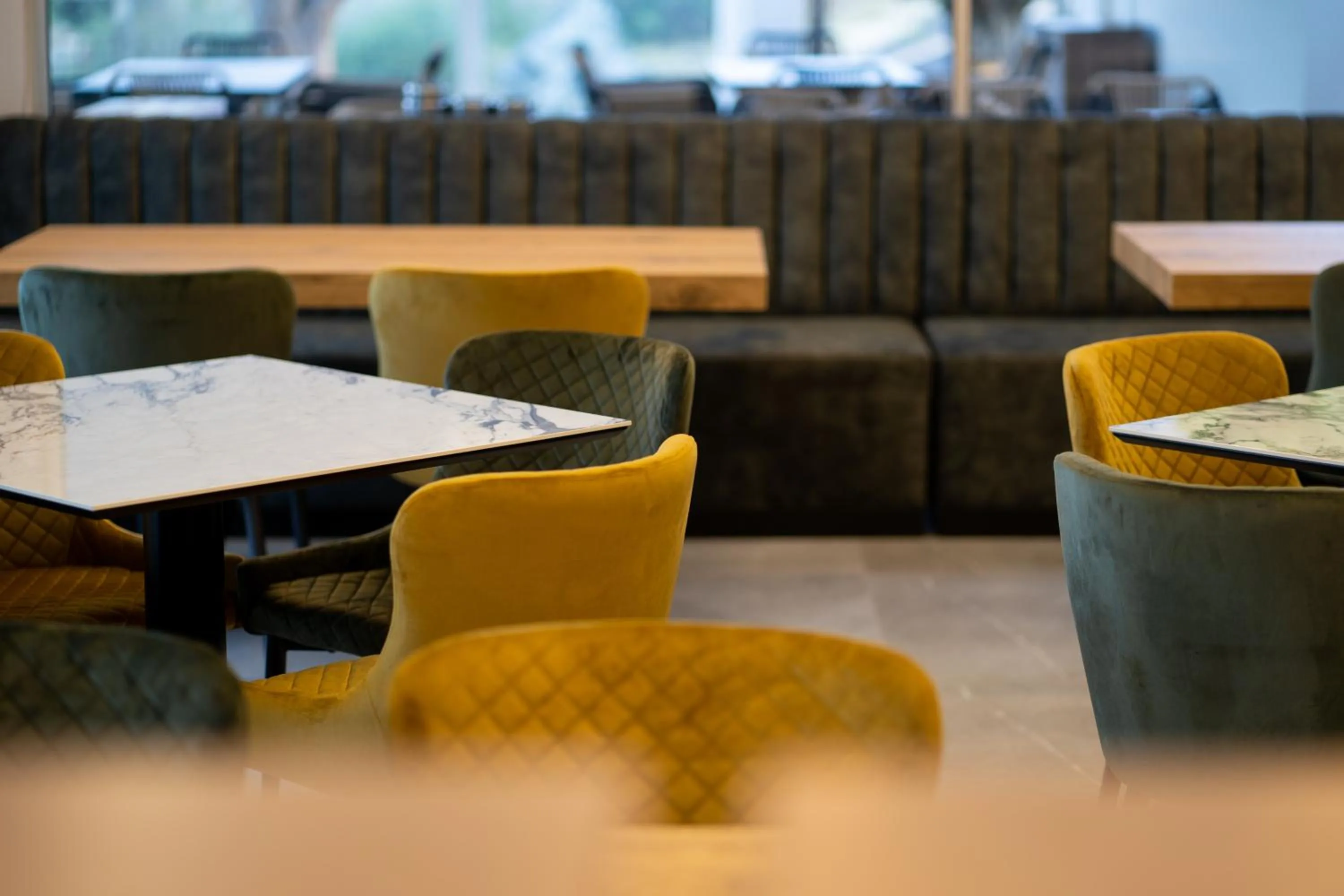 Restaurant/places to eat in Panorama Hill Hotel