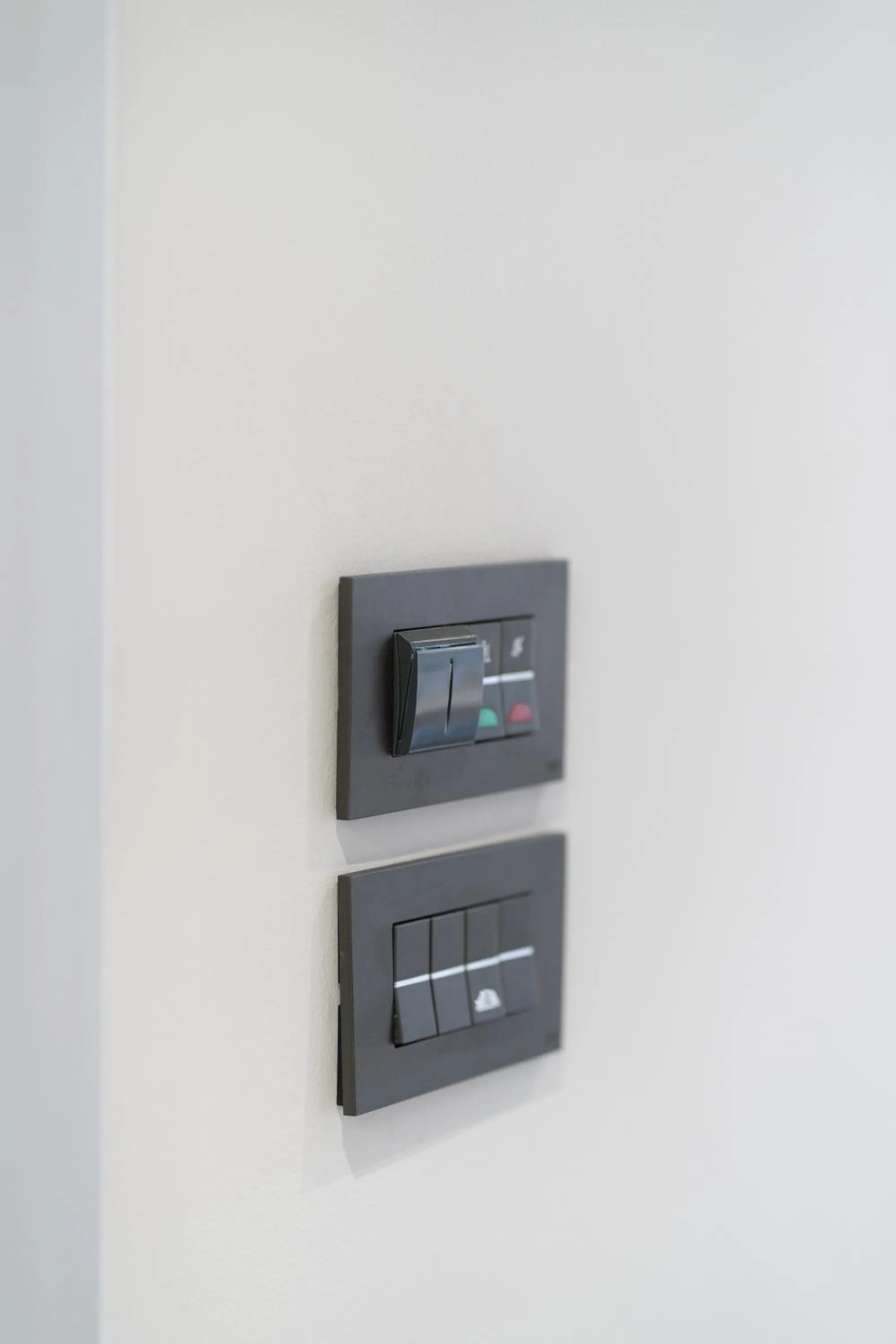 Logo/Certificate/Sign in Panorama Hill Hotel