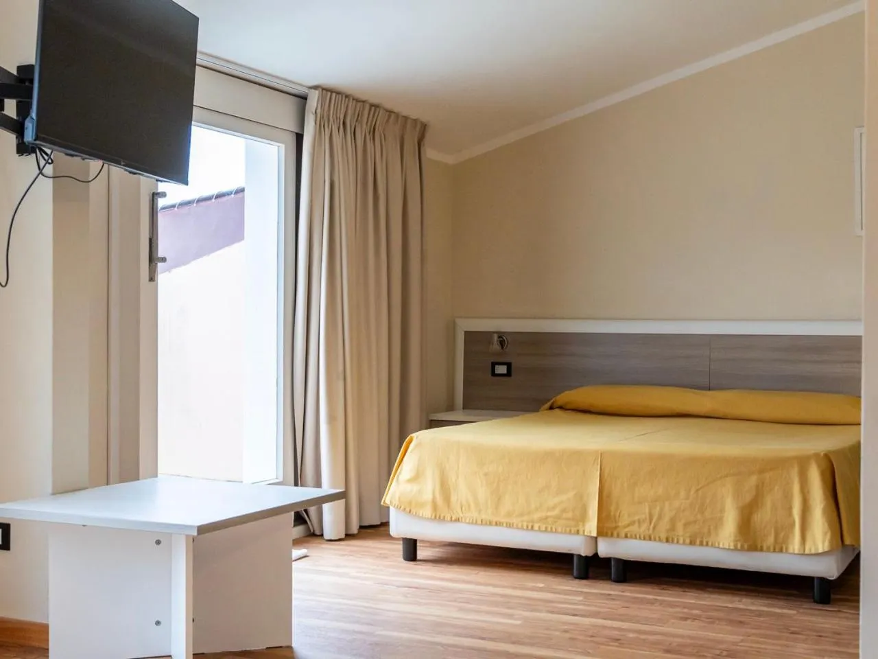 Bed in Hotel Fabricia