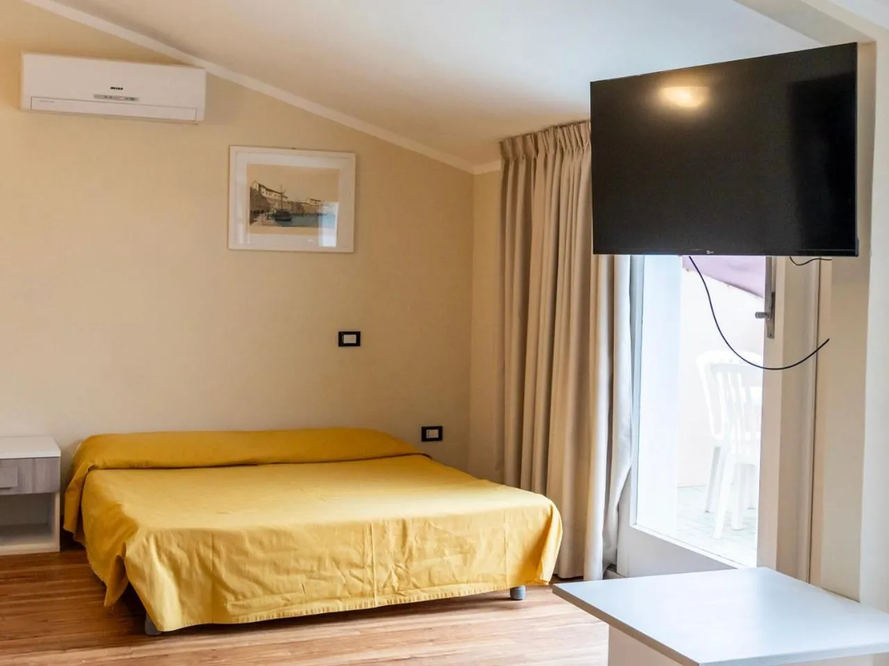 Bed in Hotel Fabricia