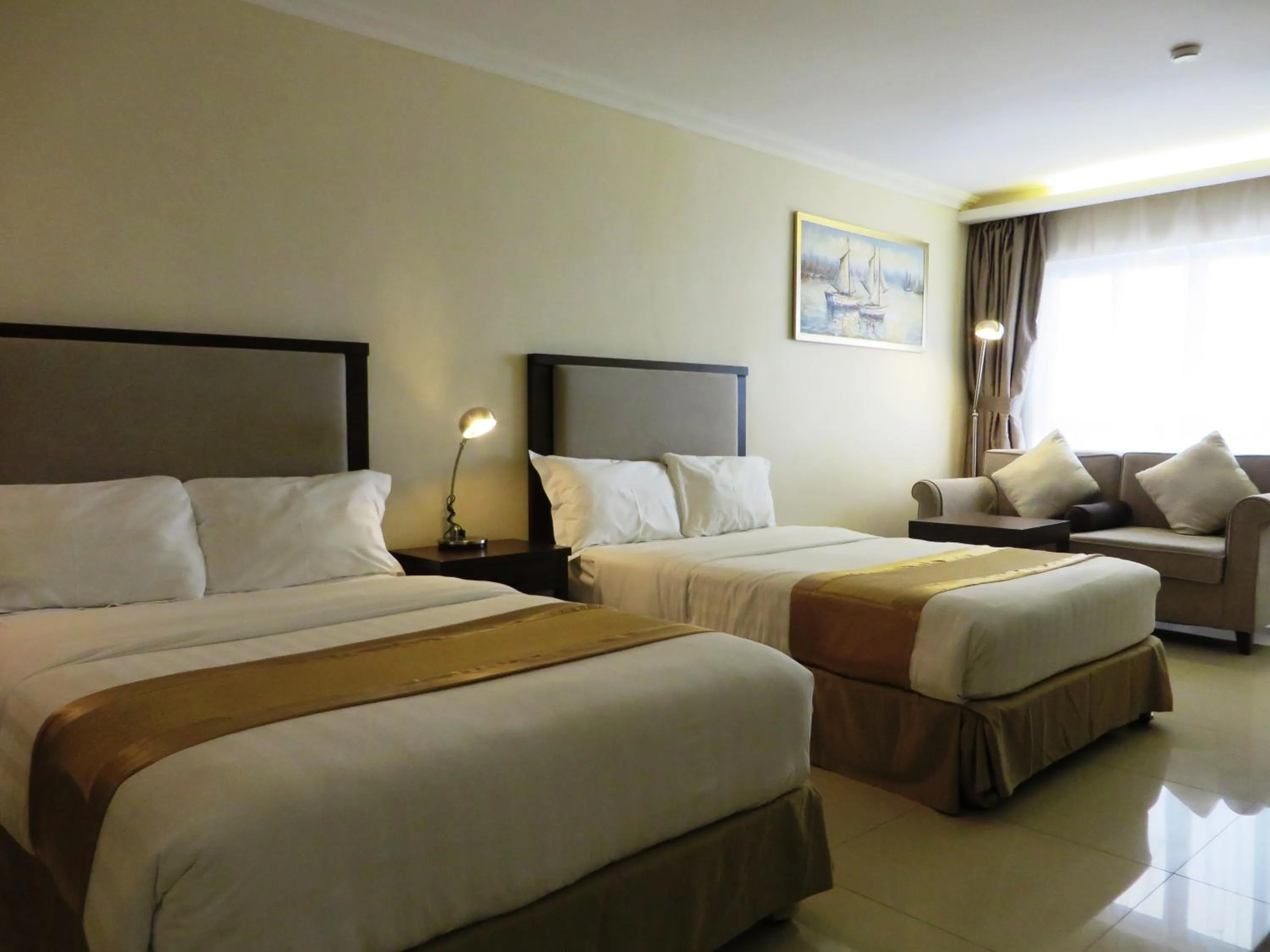 Deluxe Double or Twin Room in Plaza Hotel