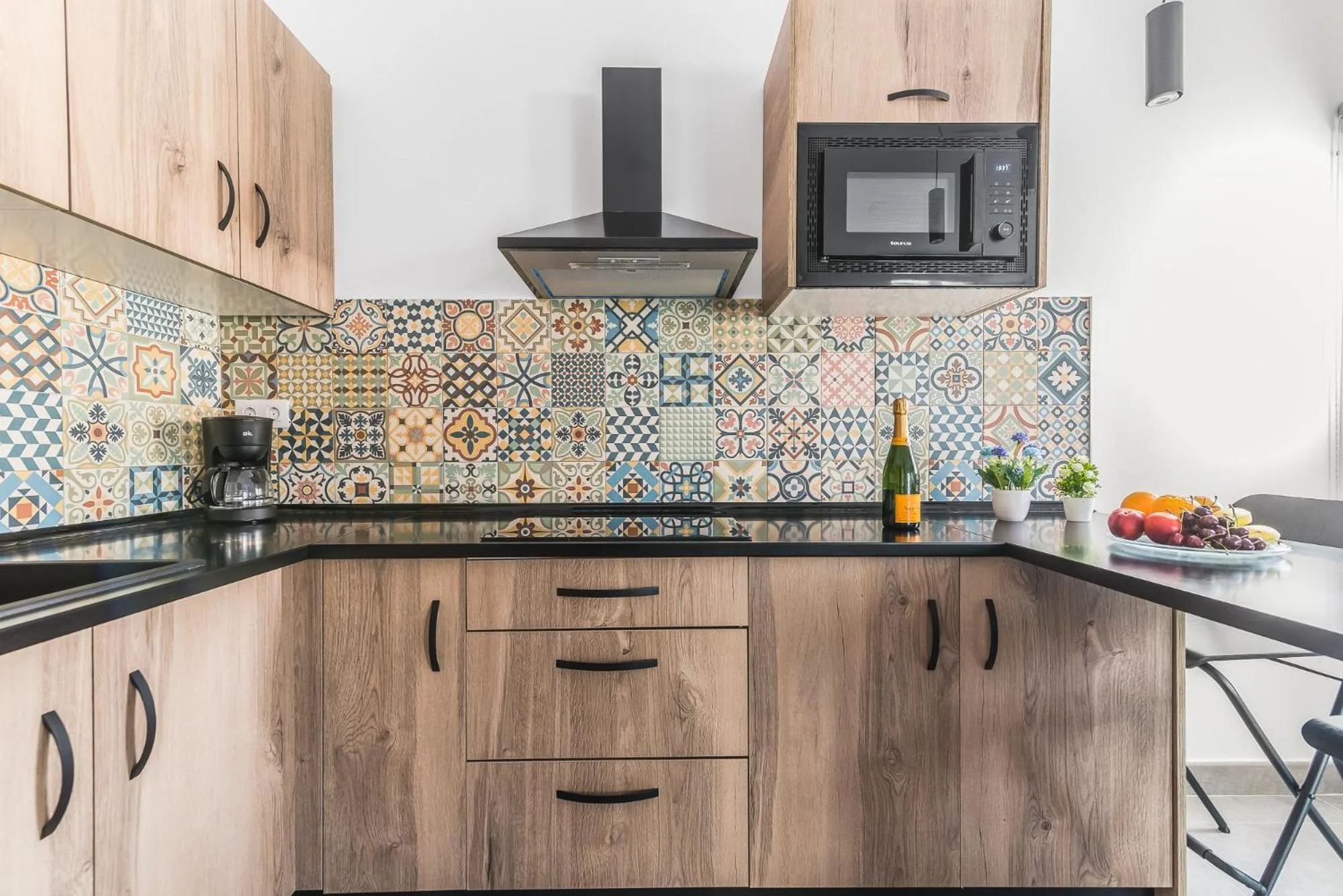 Kitchen or kitchenette in Open Sea Suites