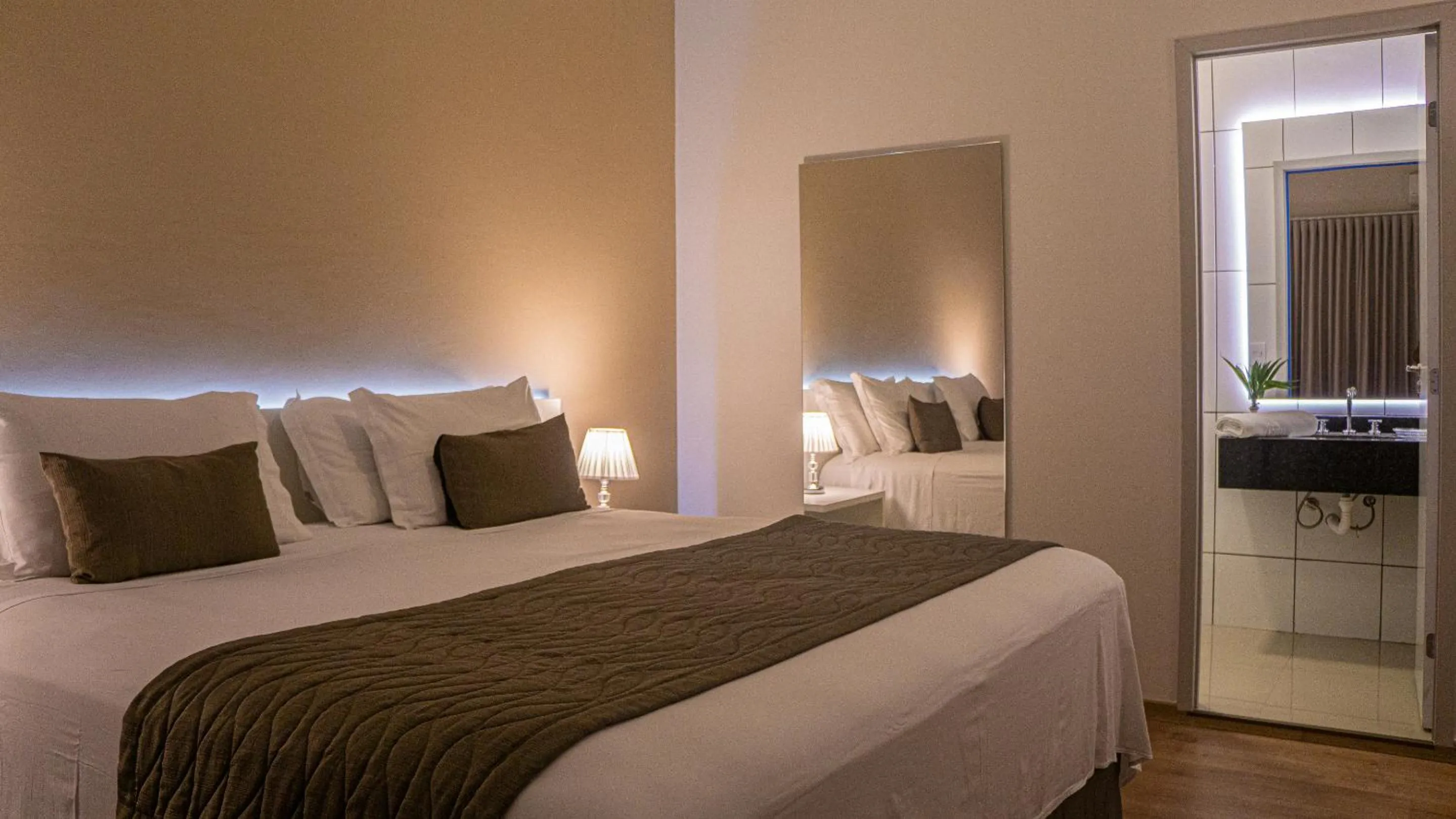 Photo of the whole room, Bed in Dom Ravello