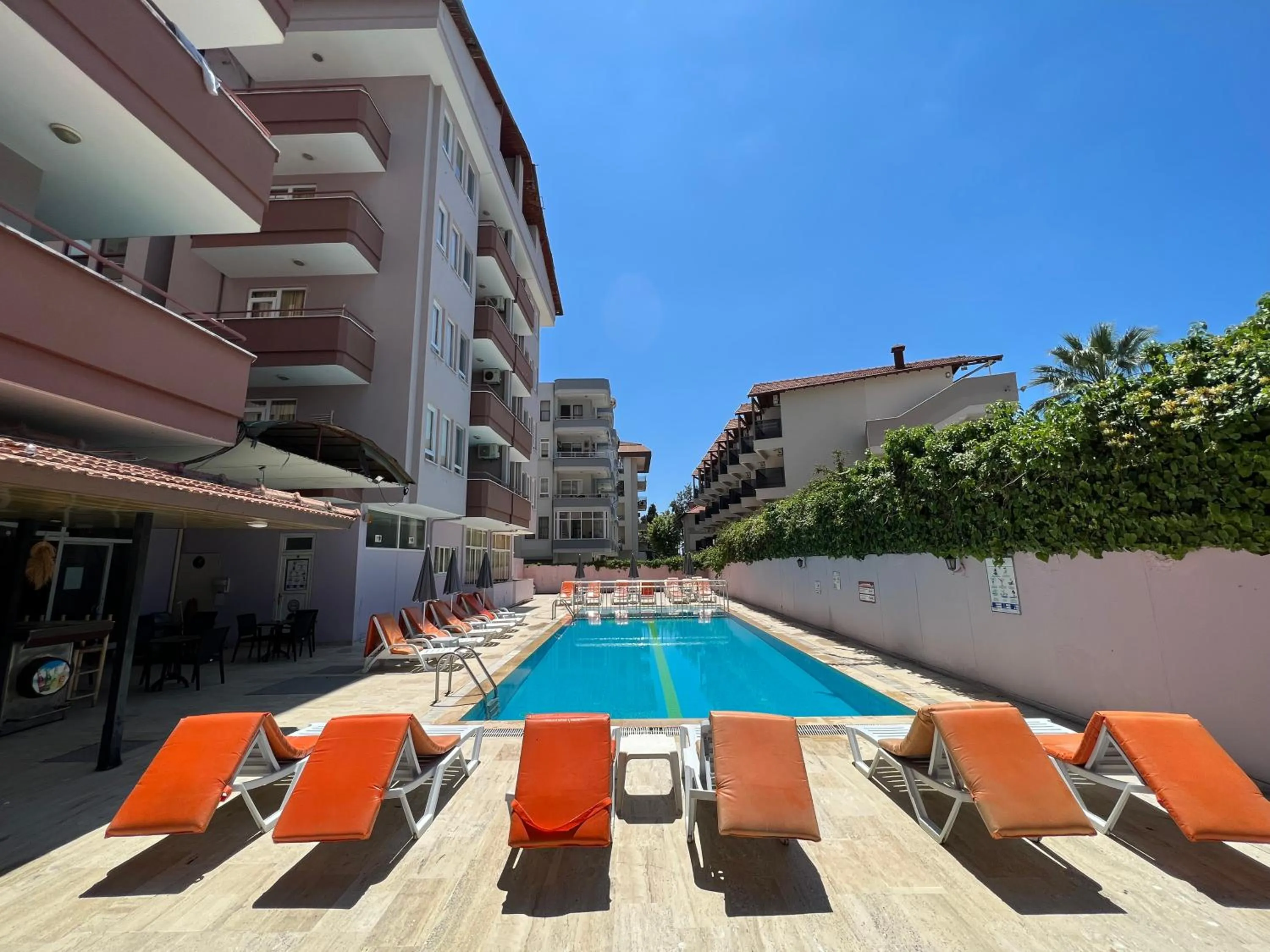 Swimming pool in Maren City Apart Hotel