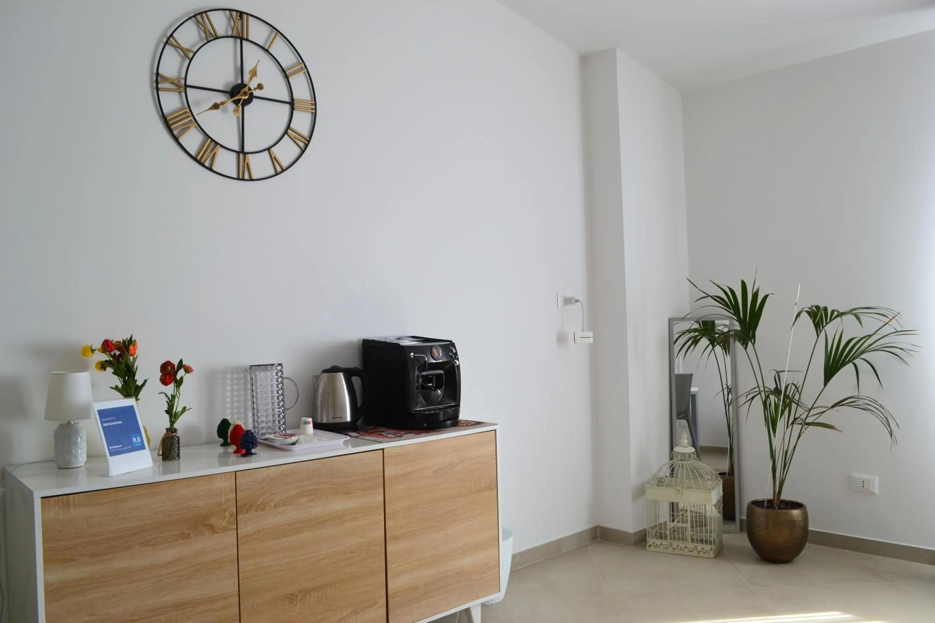 Communal lounge/ TV room in B&B Sole&Sale