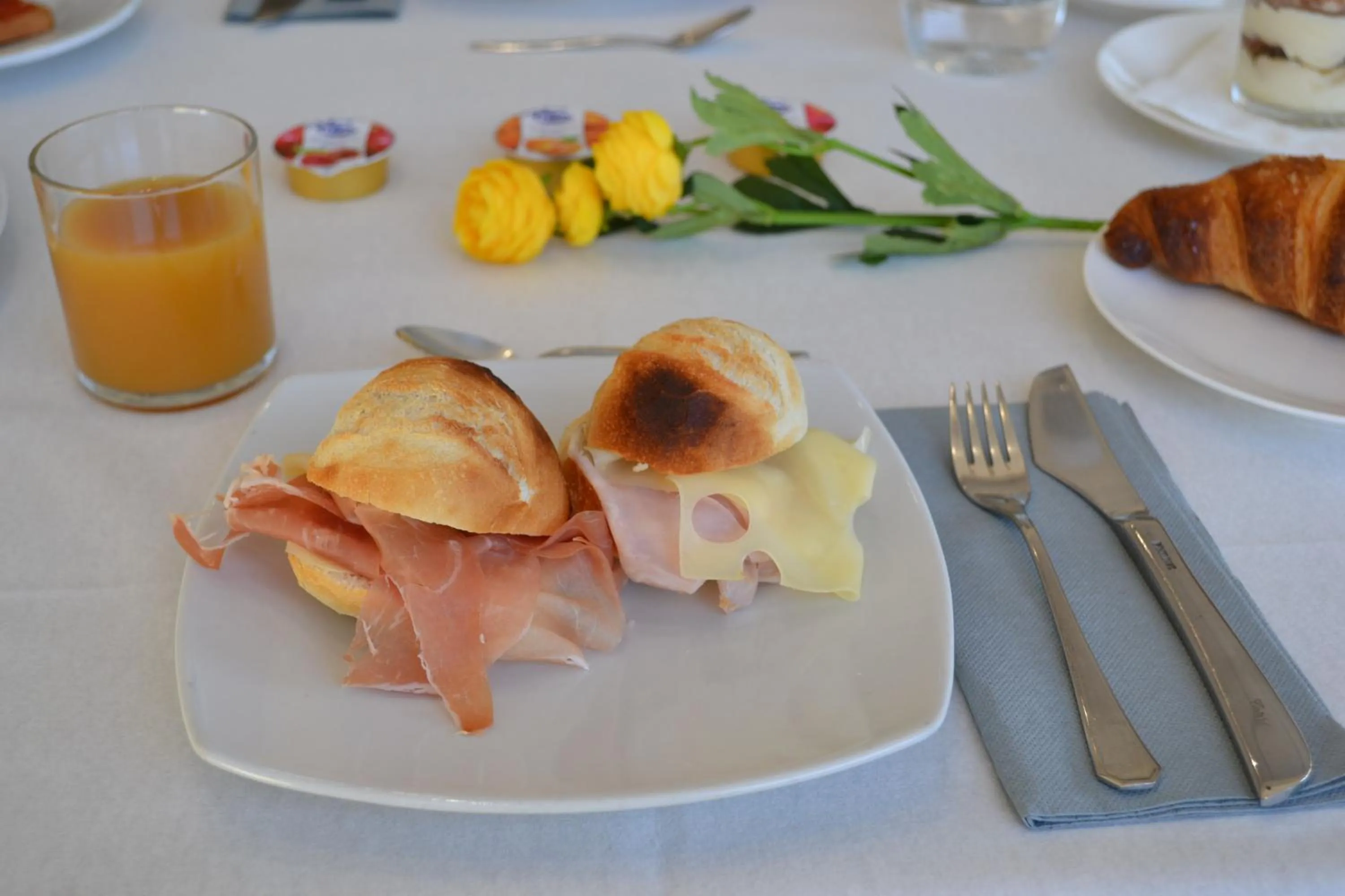 Restaurant/places to eat in B&B Sole&Sale