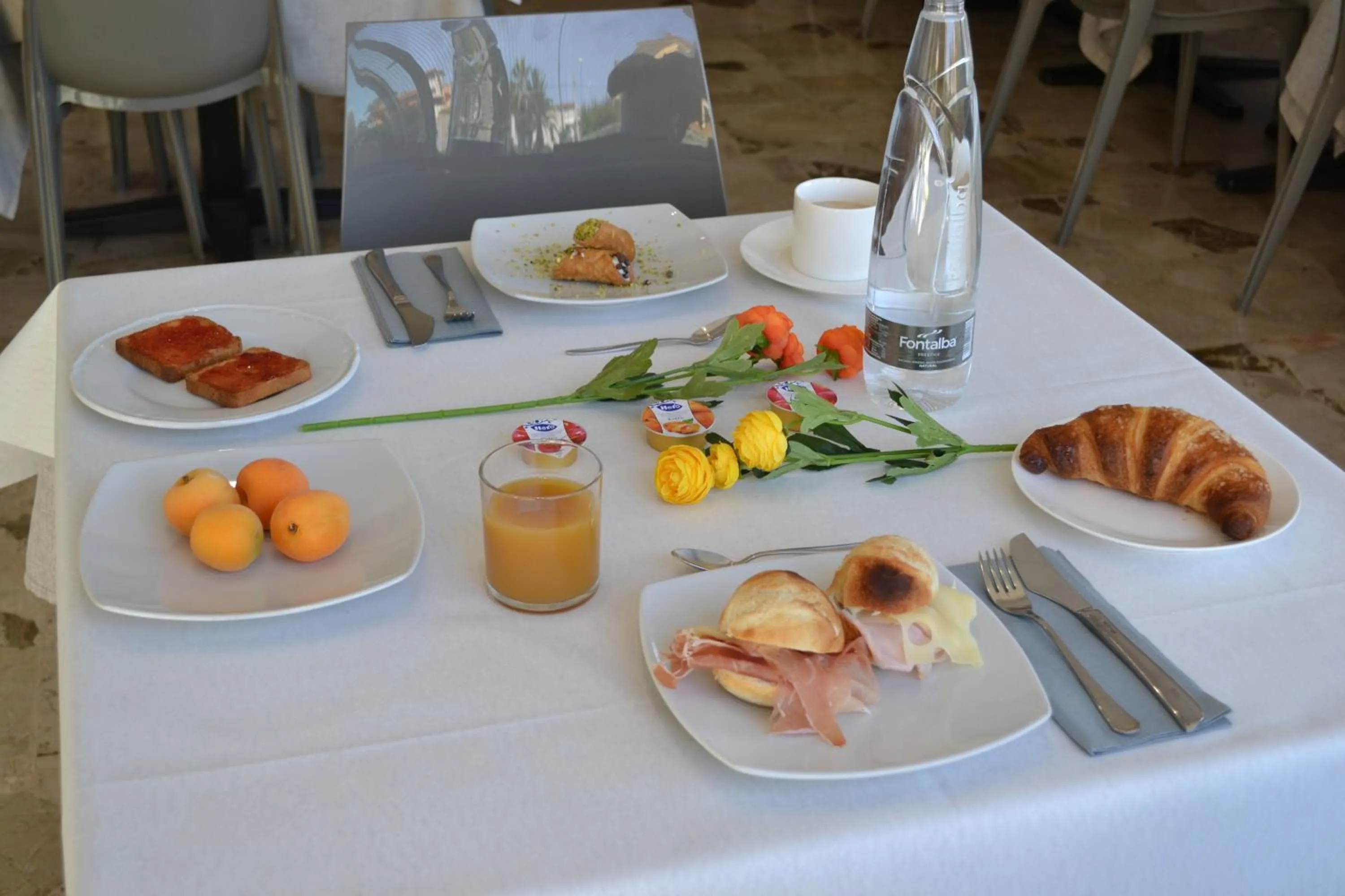 Restaurant/places to eat in B&B Sole&Sale