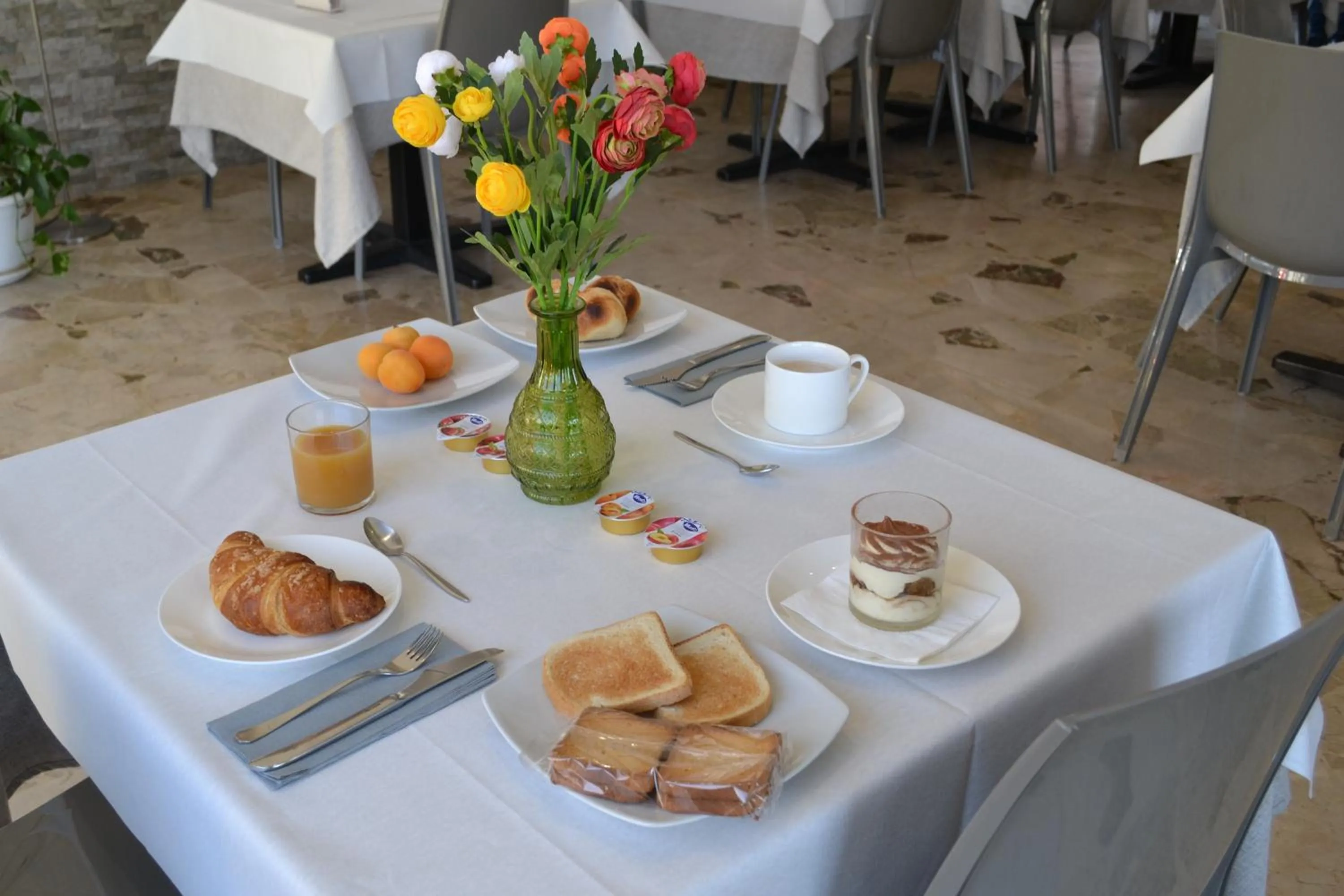 Restaurant/places to eat in B&B Sole&Sale