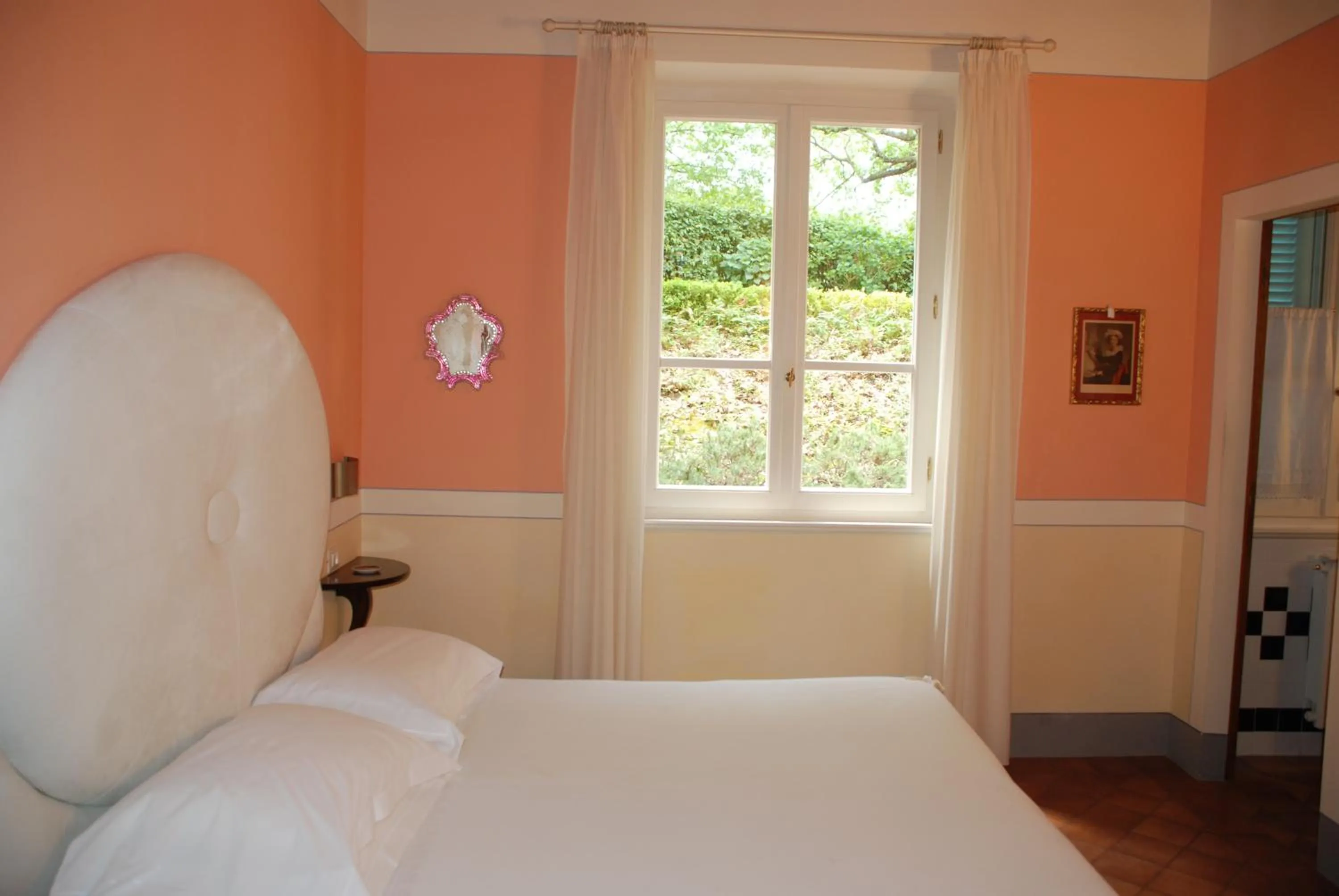 Bed in Il Rondò Boutique Hotel