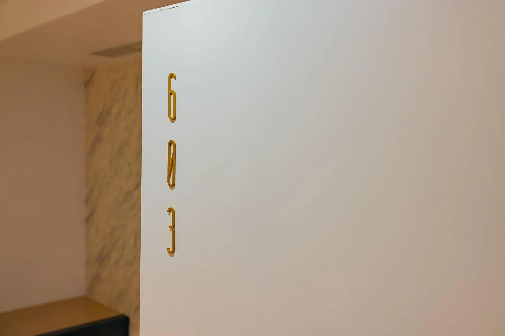 苓旅松山館 Lininn Tapei Arena